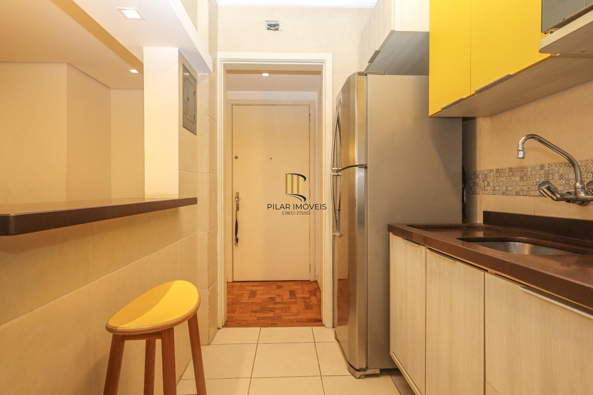 Apartamento a venda no bairro Mont' Serrat