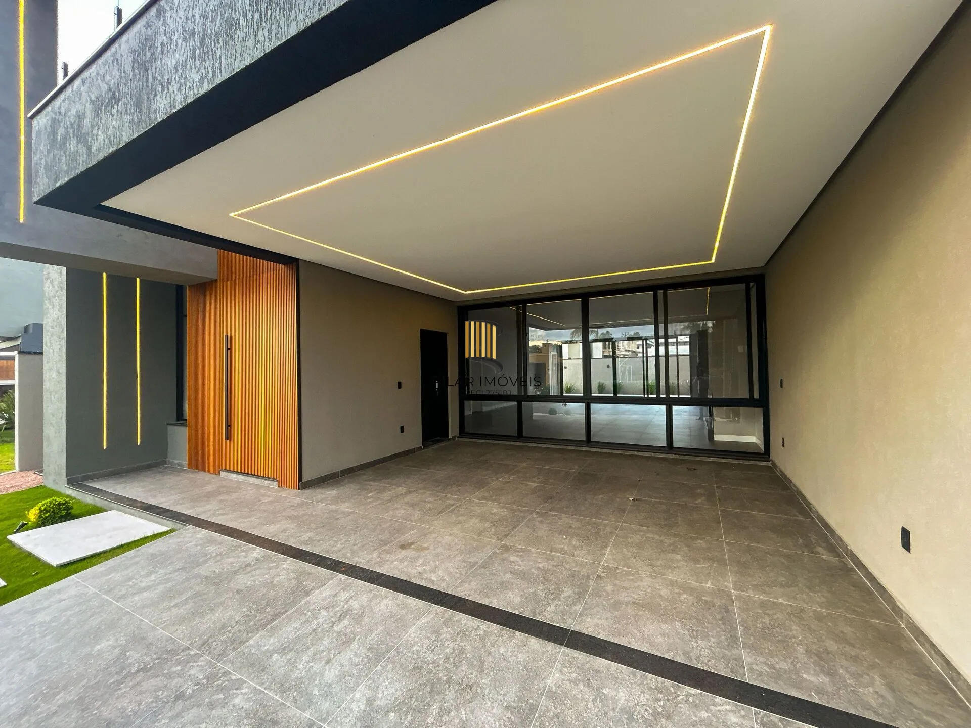 Casa de Condomínio 4 dormitórios no bairro Centro