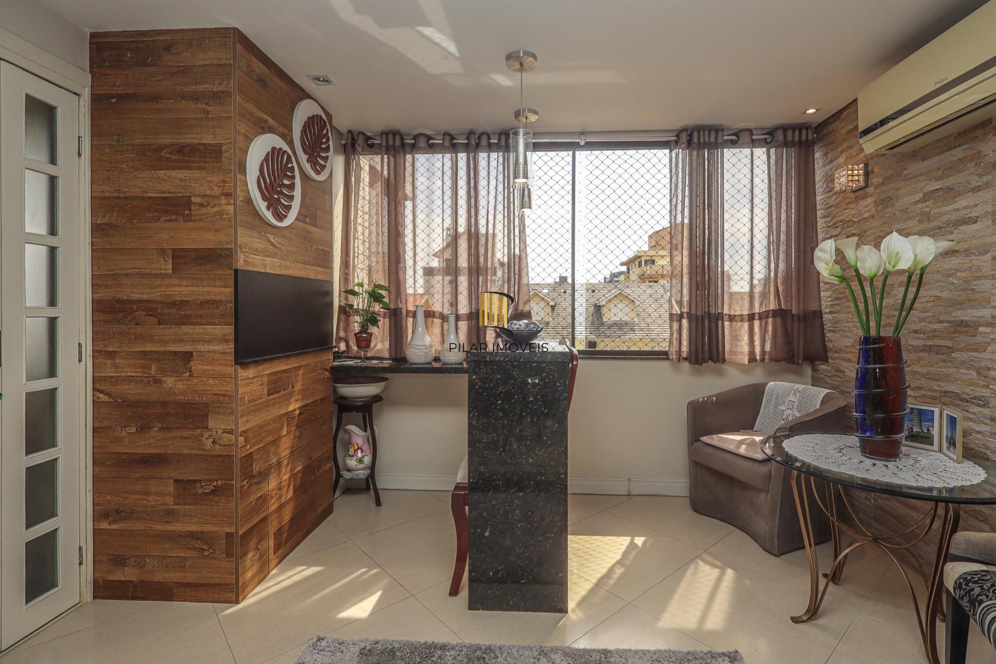 Apartamento à venda no bairro Jardim Planalto em Porto Alegre/RS