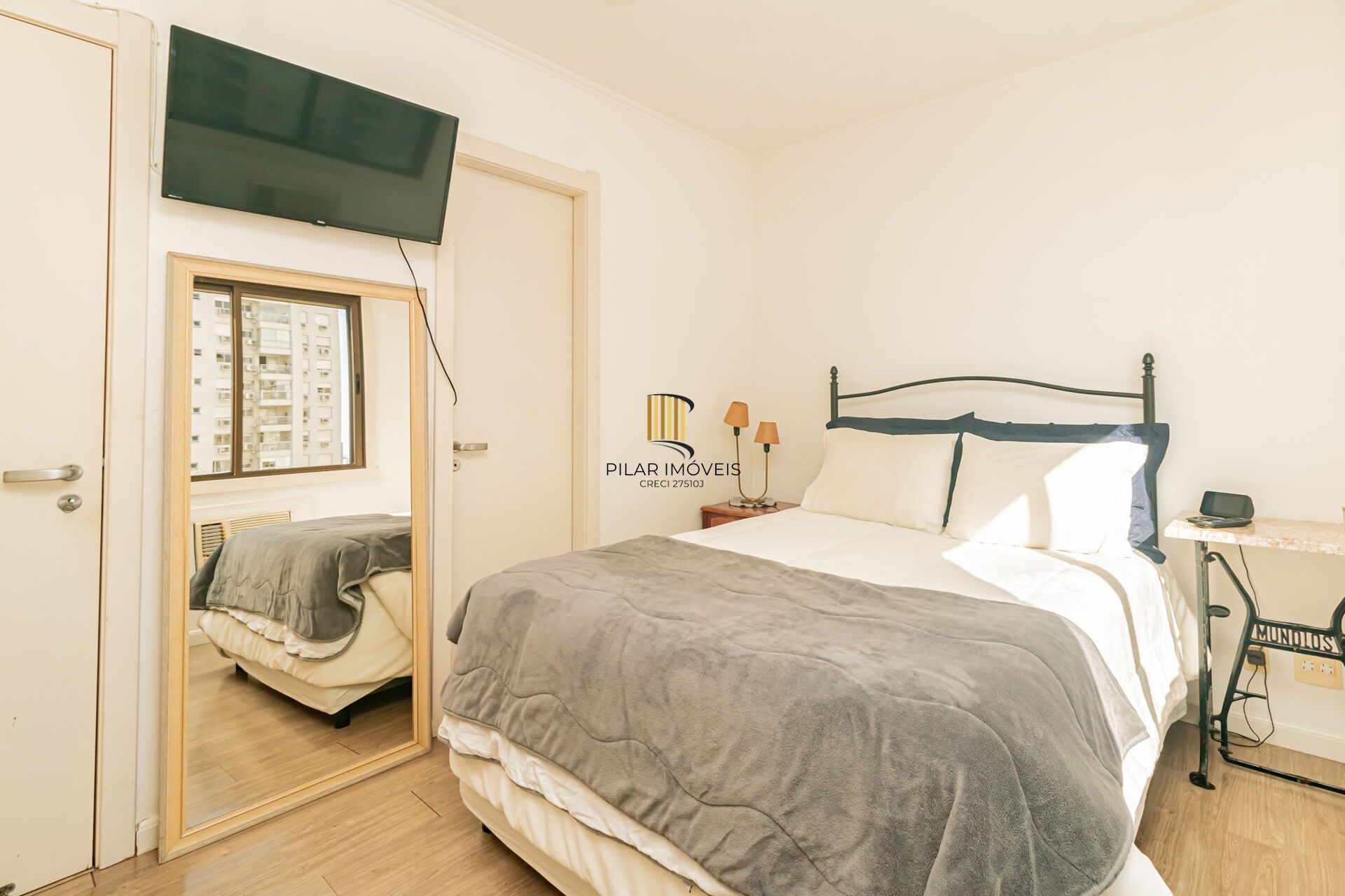 Apartamento à venda no bairro Passo D'areia em Porto Alegre/RS