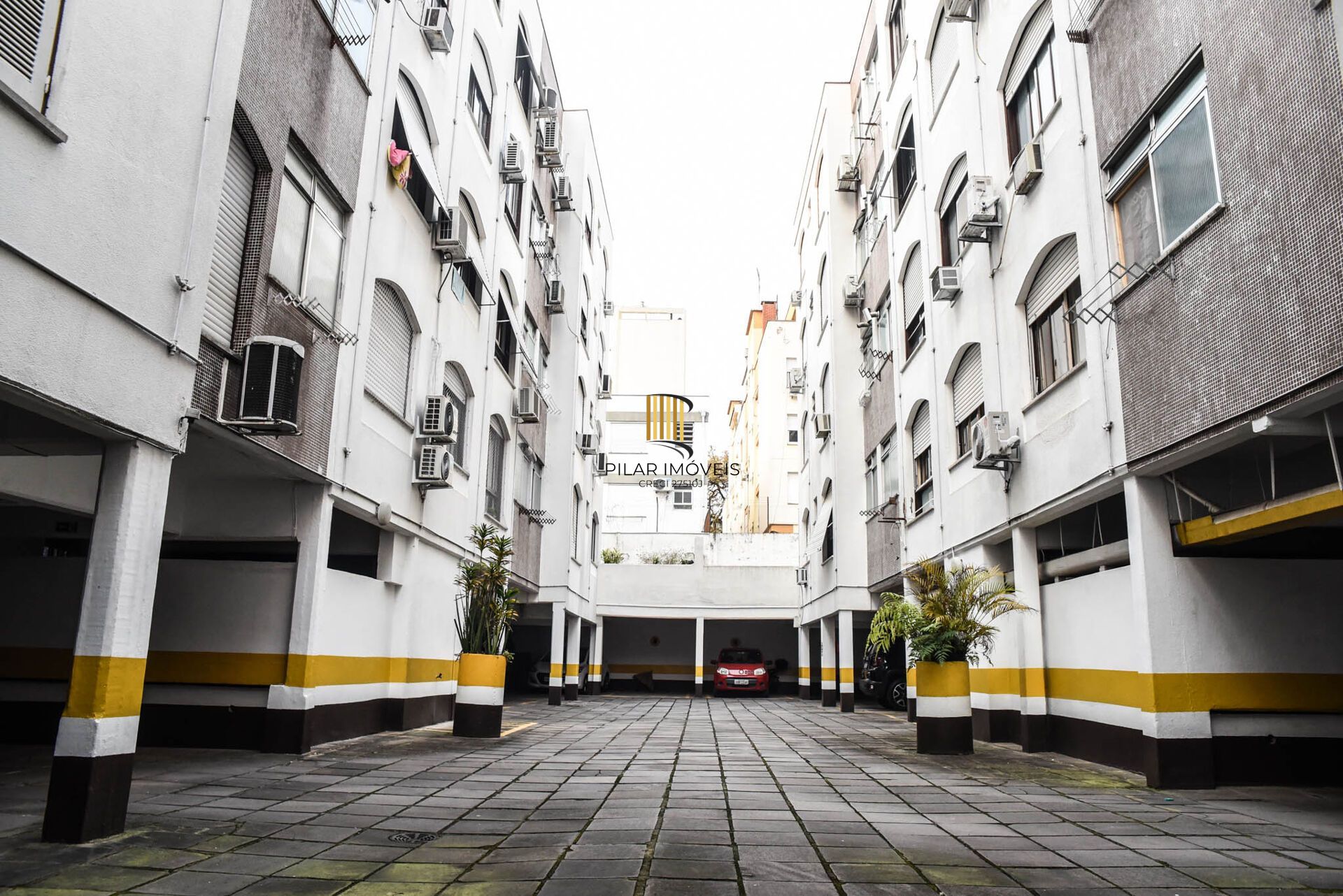 Apartamento à venda no bairro Auxiliadora em Porto Alegre/RS