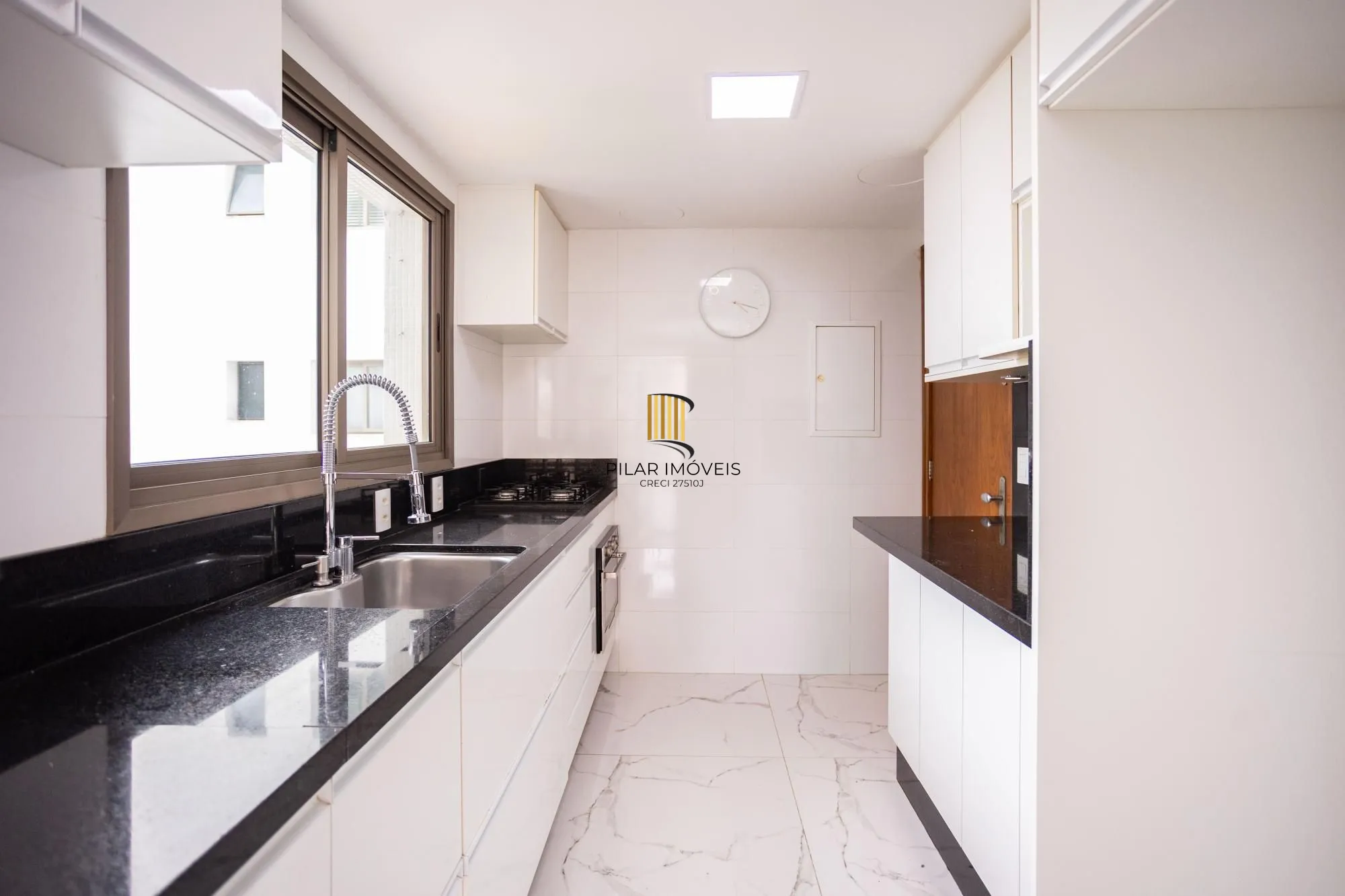 Apartamento 3 dormitórios no bairro Três Figueiras