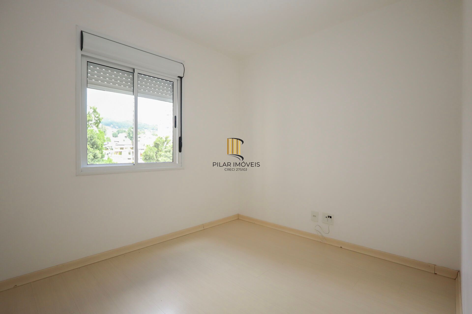 Apartamento à venda no bairro Partenon em Porto Alegre/RS