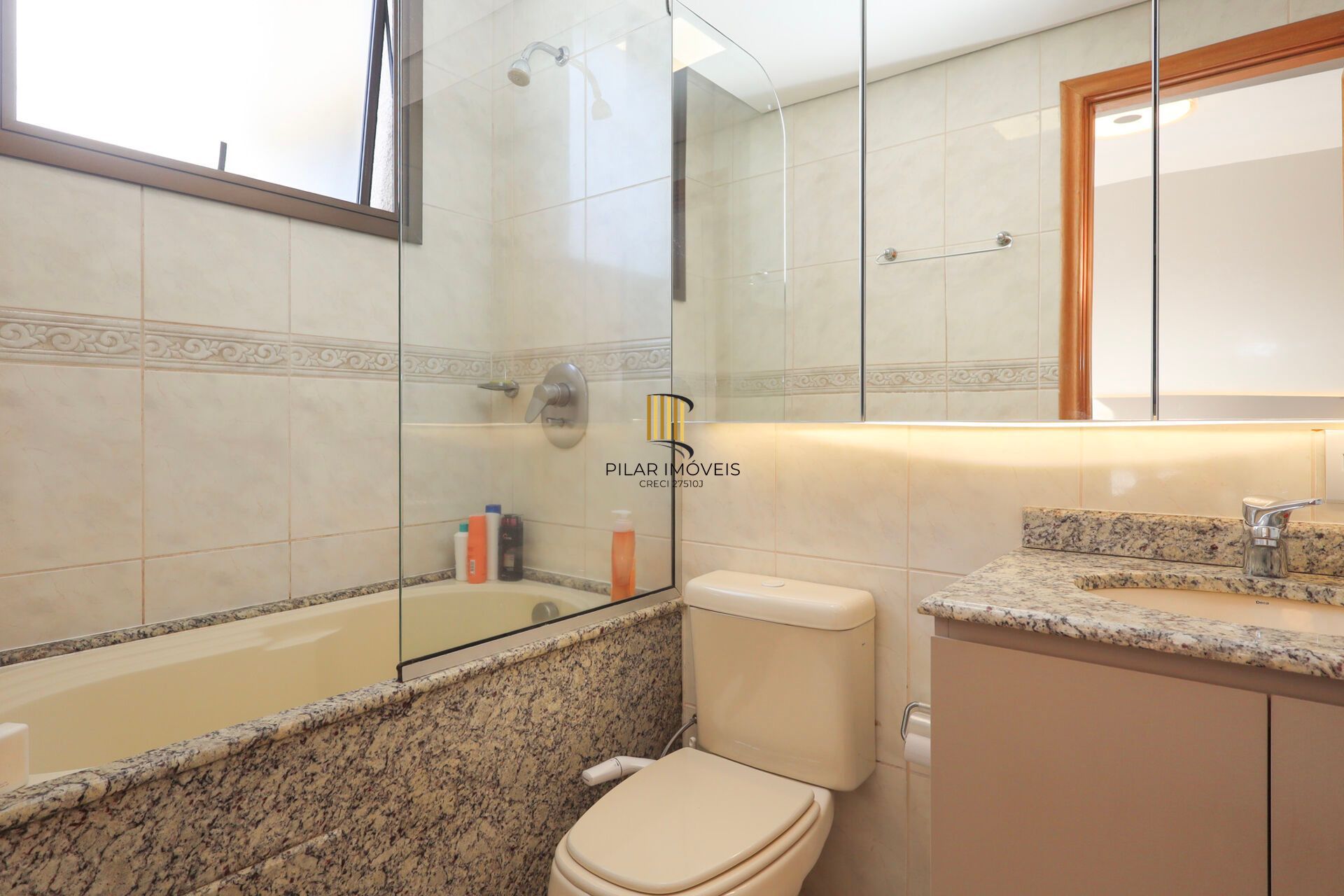 Apartamento à venda no bairro Mont Serrat em Porto Alegre/RS
