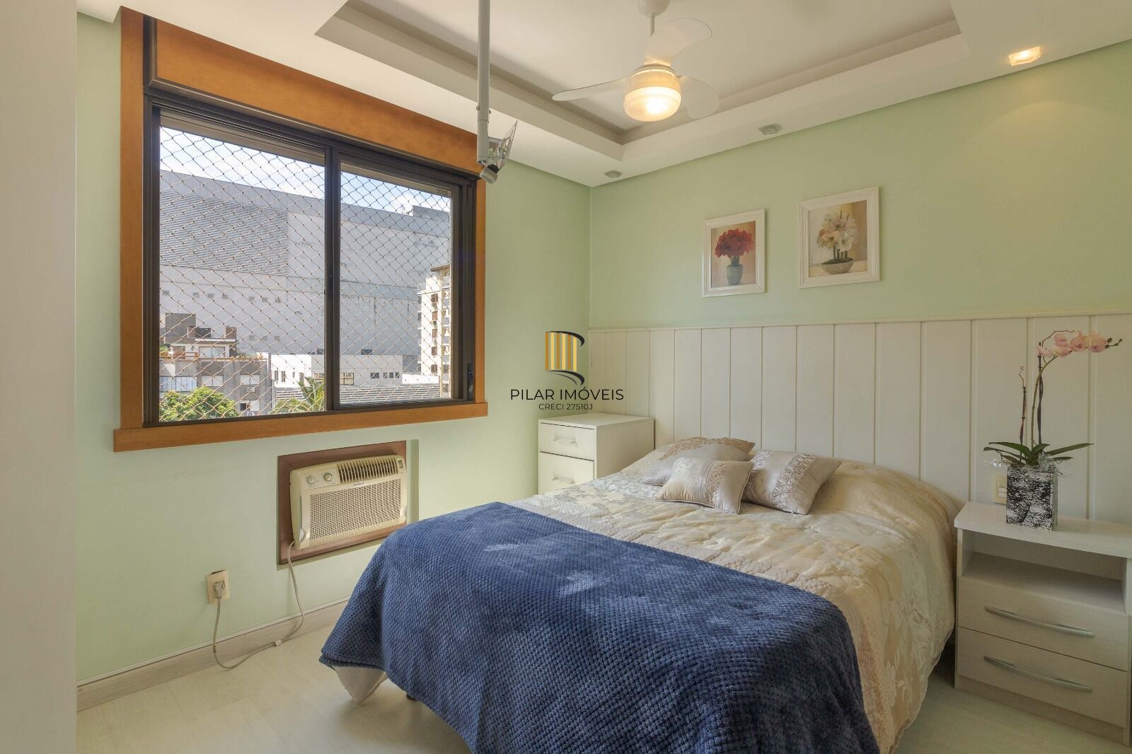 Apartamento à venda no bairro Passo D'areia em Porto Alegre/RS
