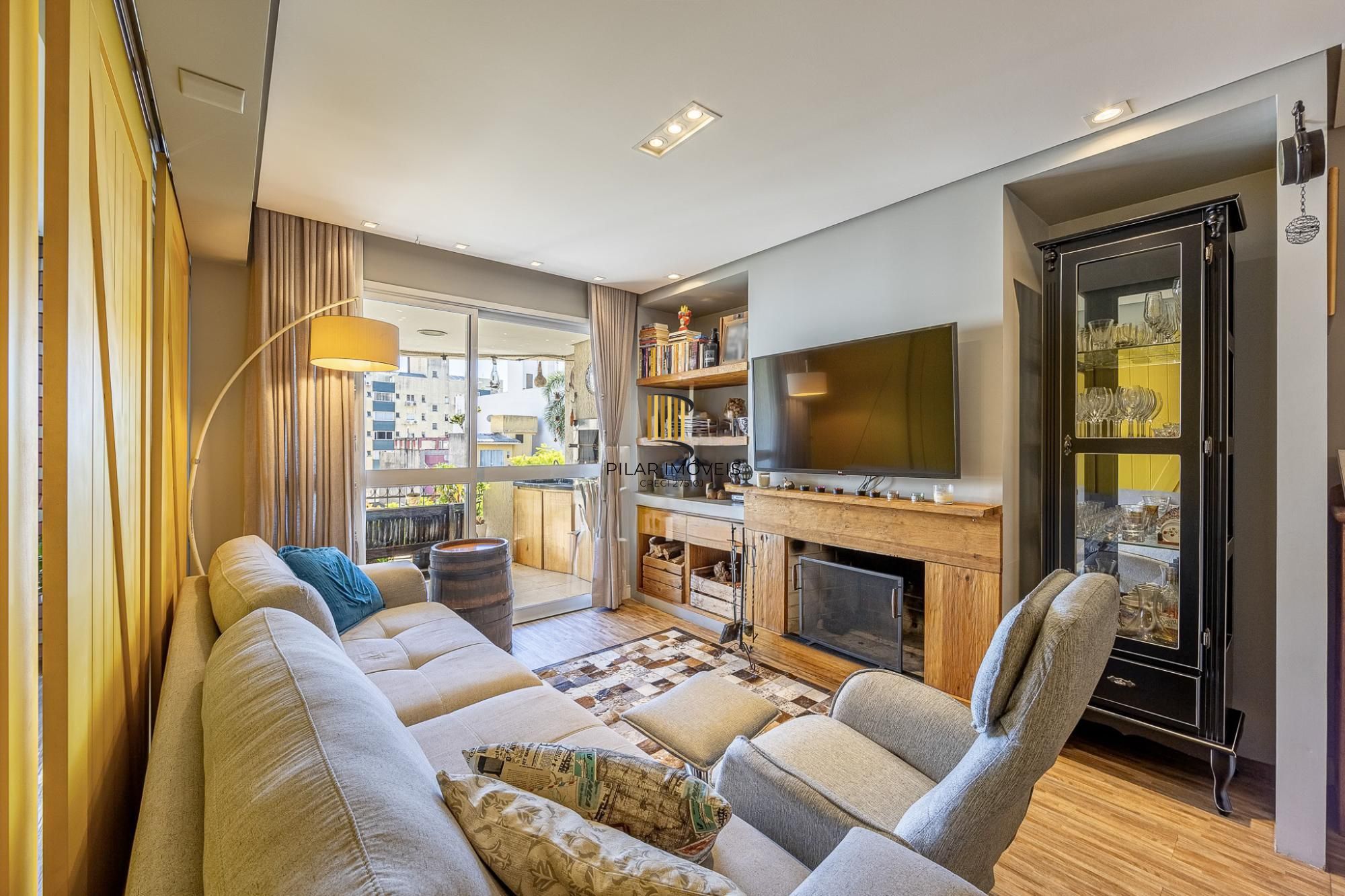 Apartamento a venda no bairro Mont Serrat