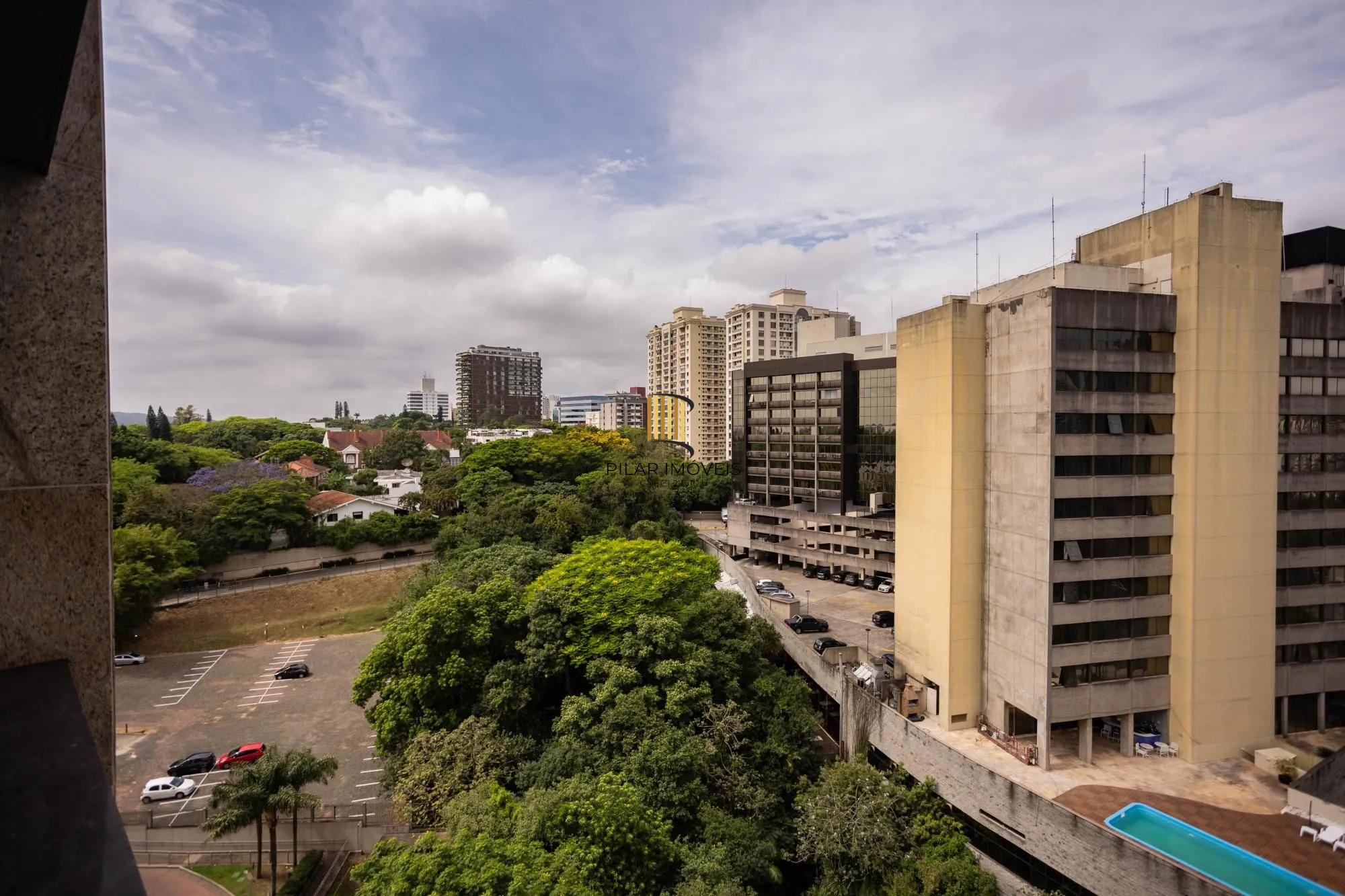 Apartamento 3 dormitórios no bairro Três Figueiras