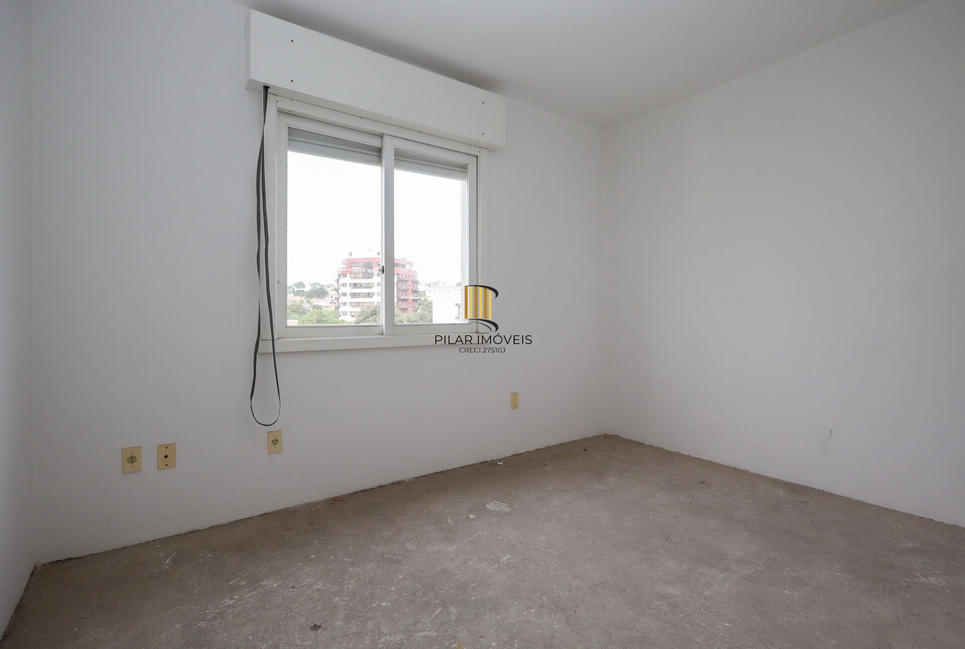 Apartamento à venda no bairro Chácara das Pedras em Porto Alegre/RS