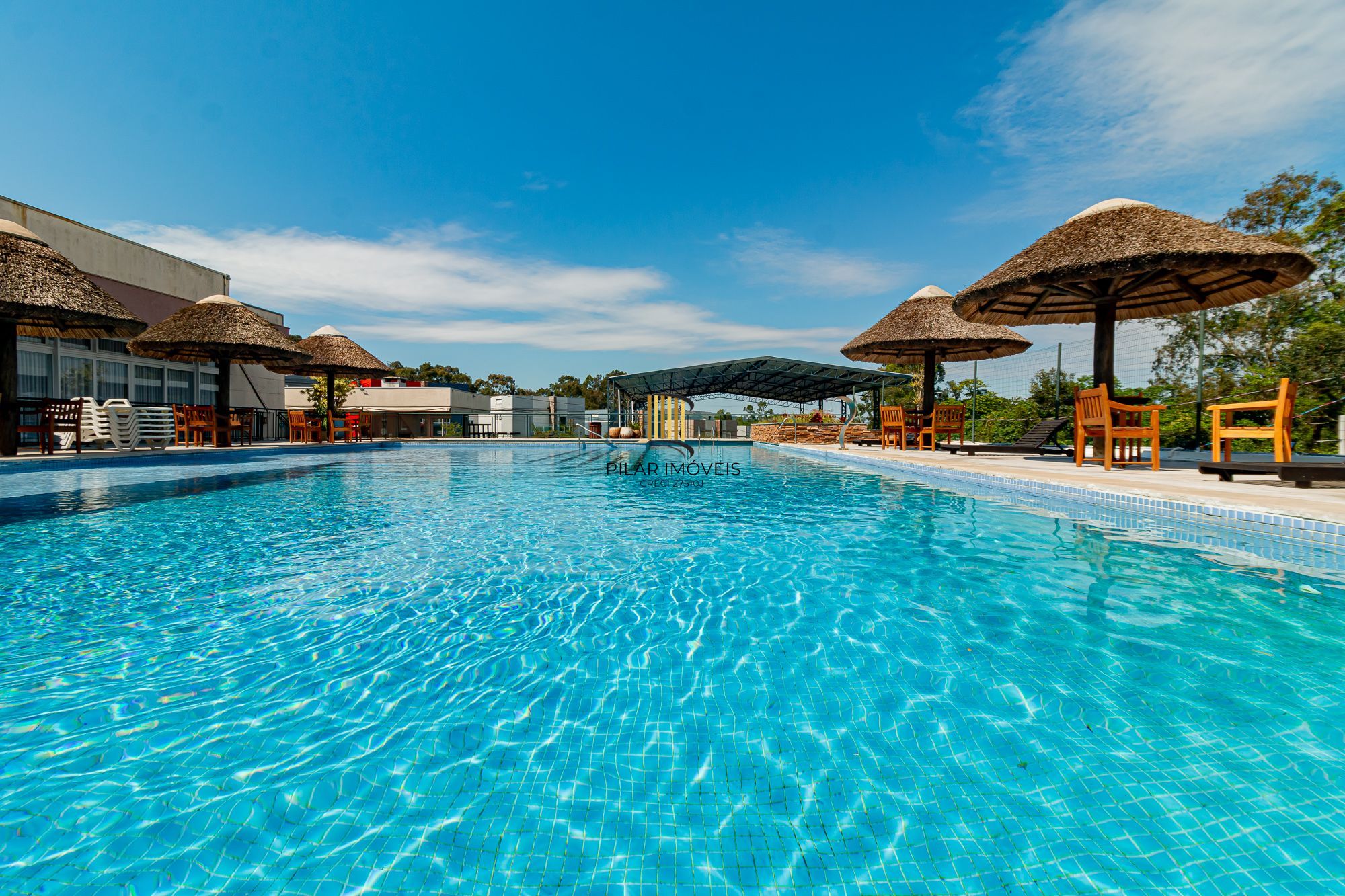 Casa em condomínio a venda na Lomba do Pinheiro