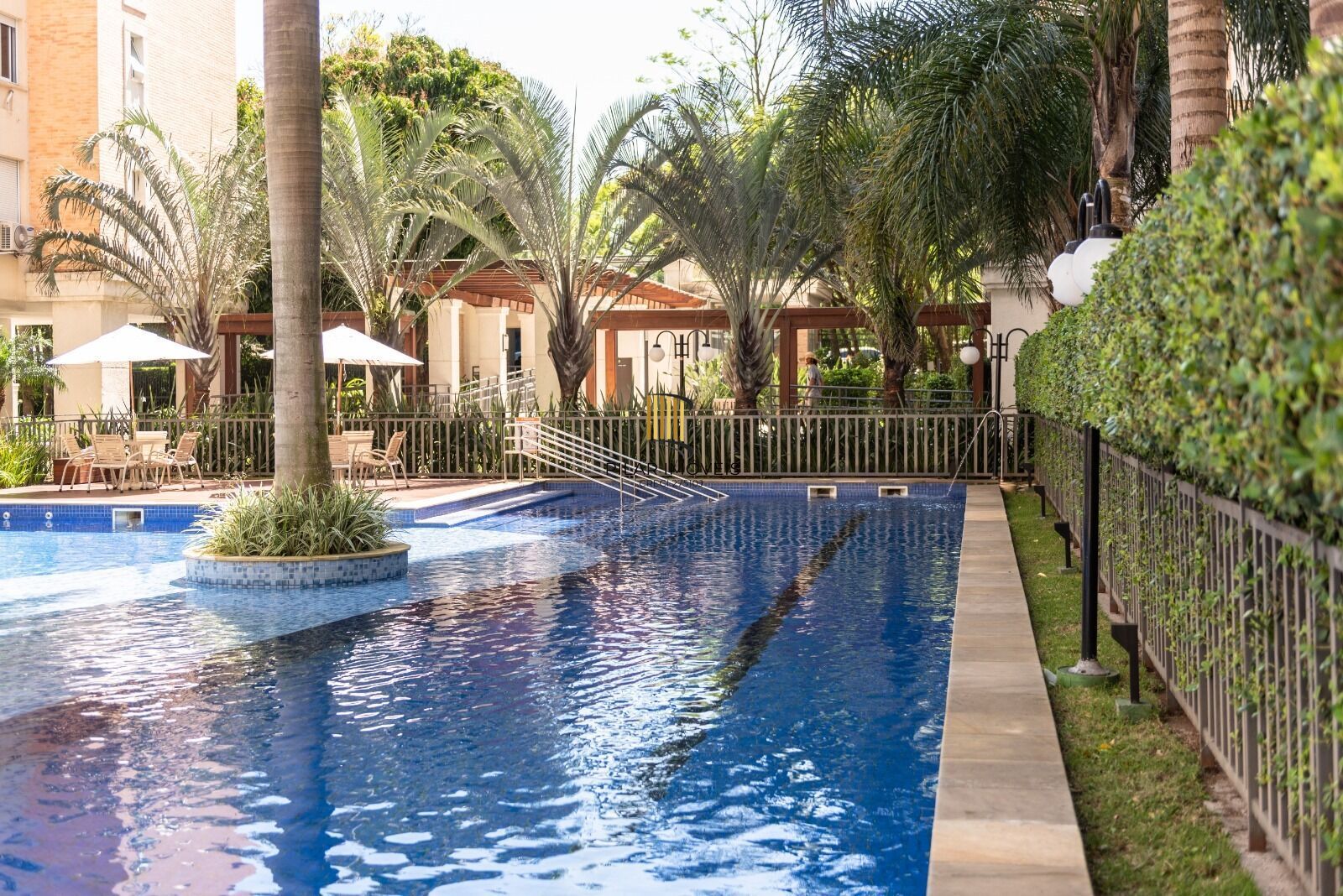 Apartamento à venda no bairro Passo D'areia em Porto Alegre/RS