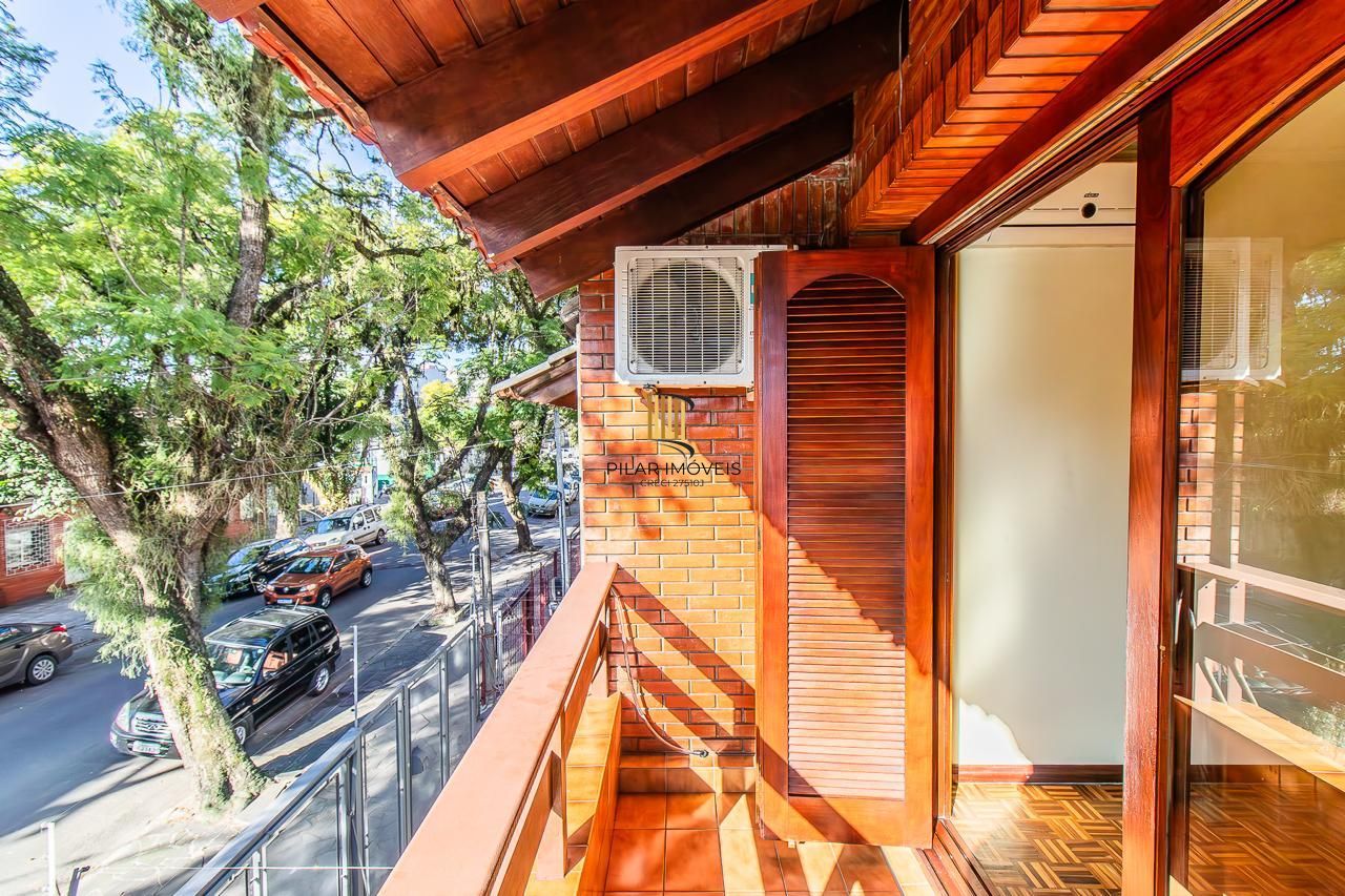 Casa a venda no bairro Menino Deus