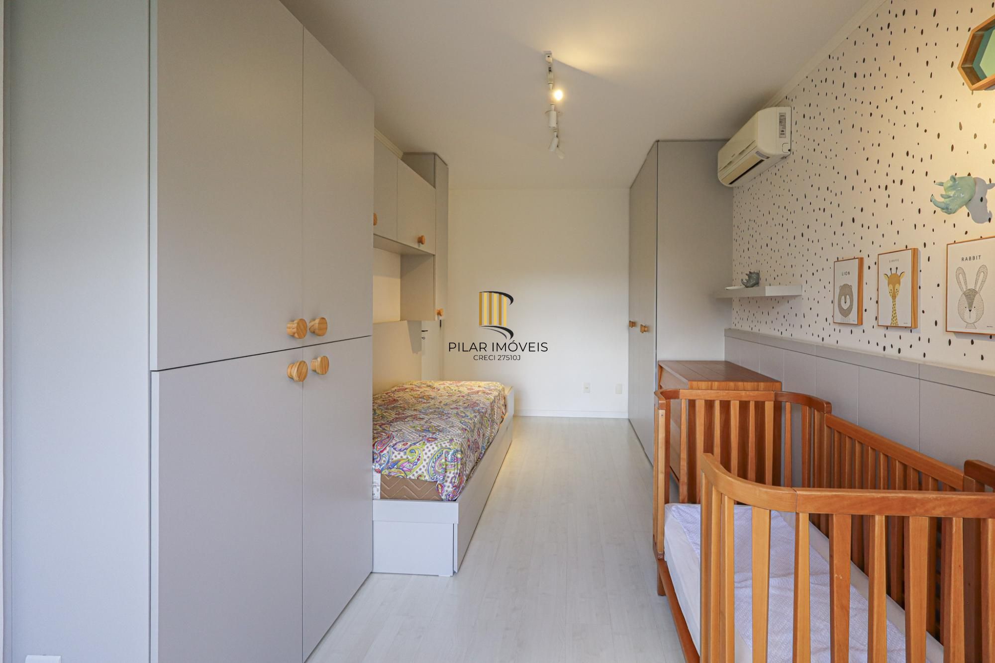 Apartamento a venda no bairro Petrópolis