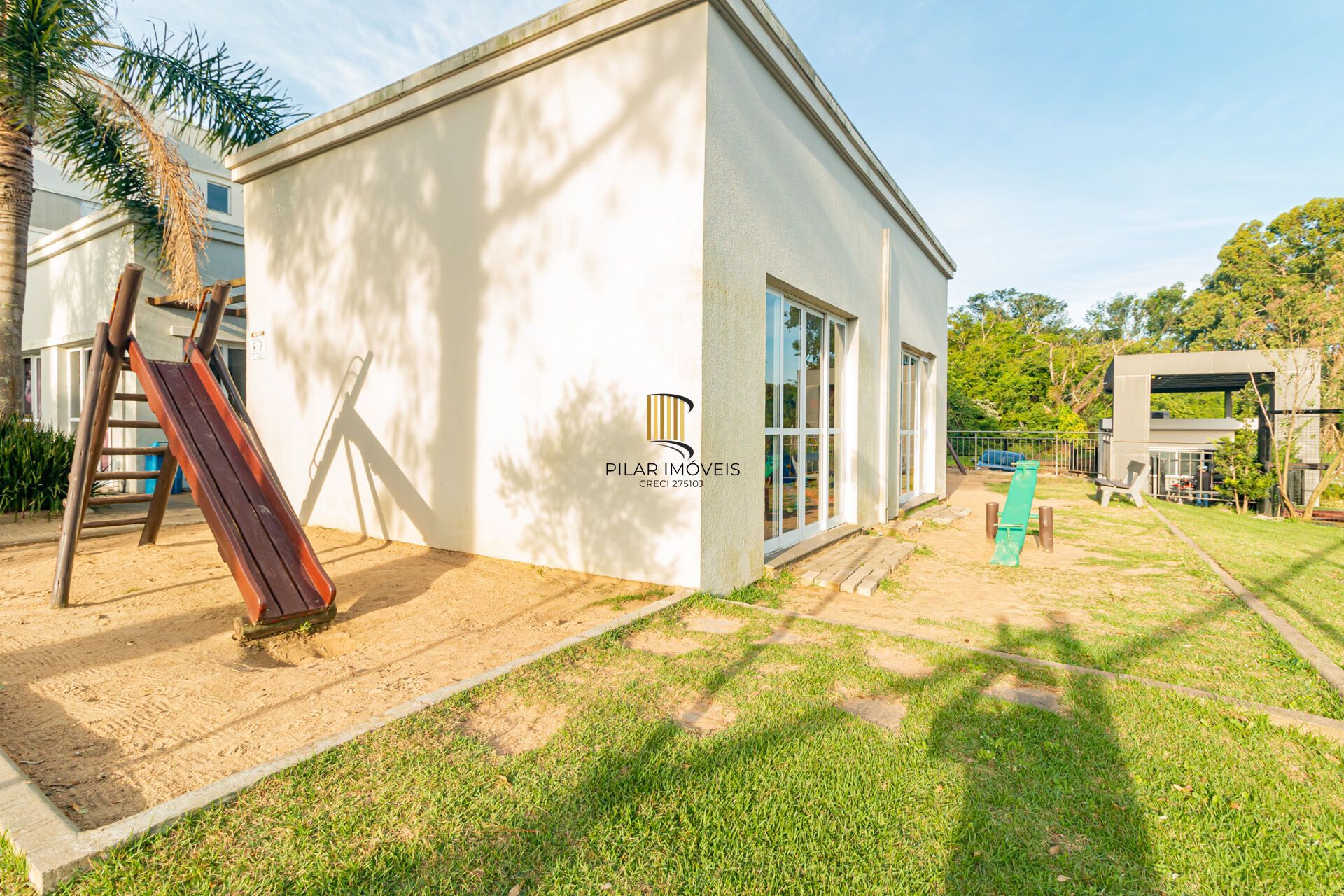 Apartamento à venda no bairro Lomba do Pinheiro em Porto Alegre/RS