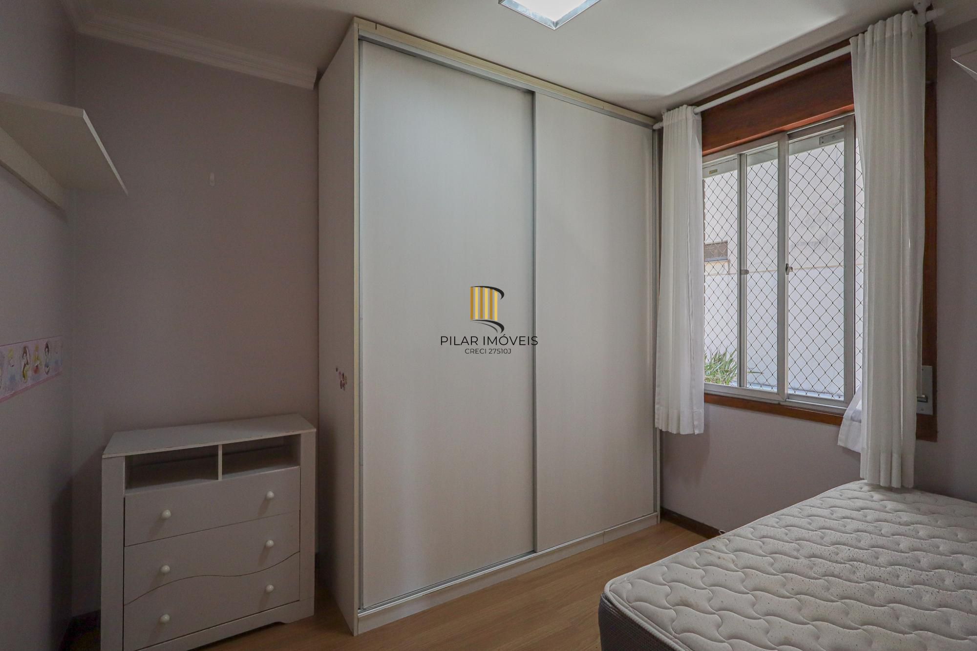 Apartamento à venda no bairro Petrópolis