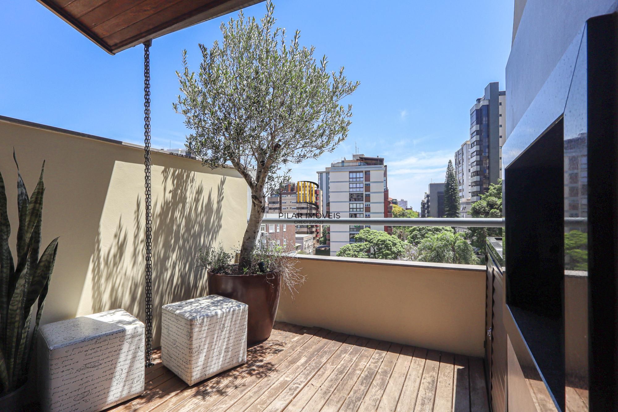 Apartamento triplex a venda no bairro Rio Branco