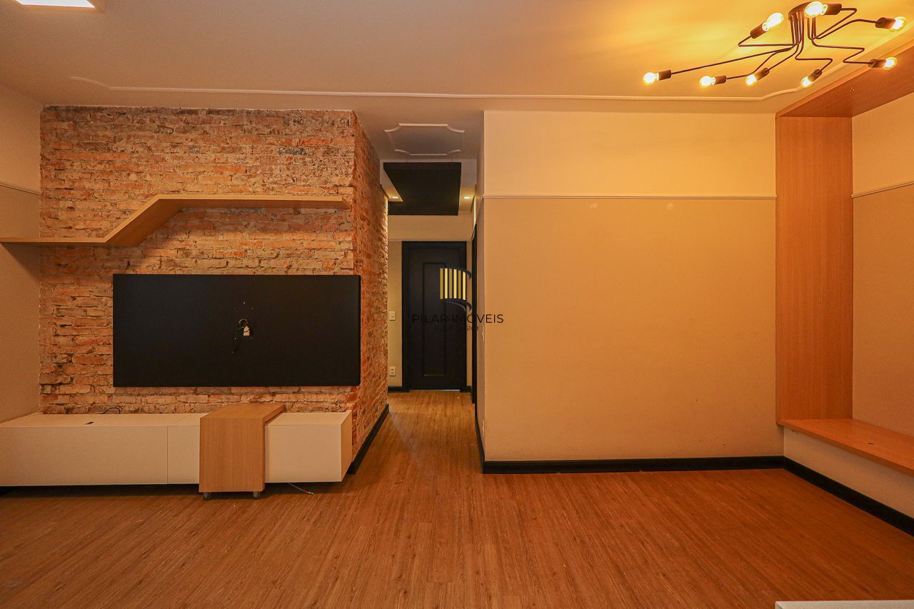 Apartamento a venda no bairro Bom fim