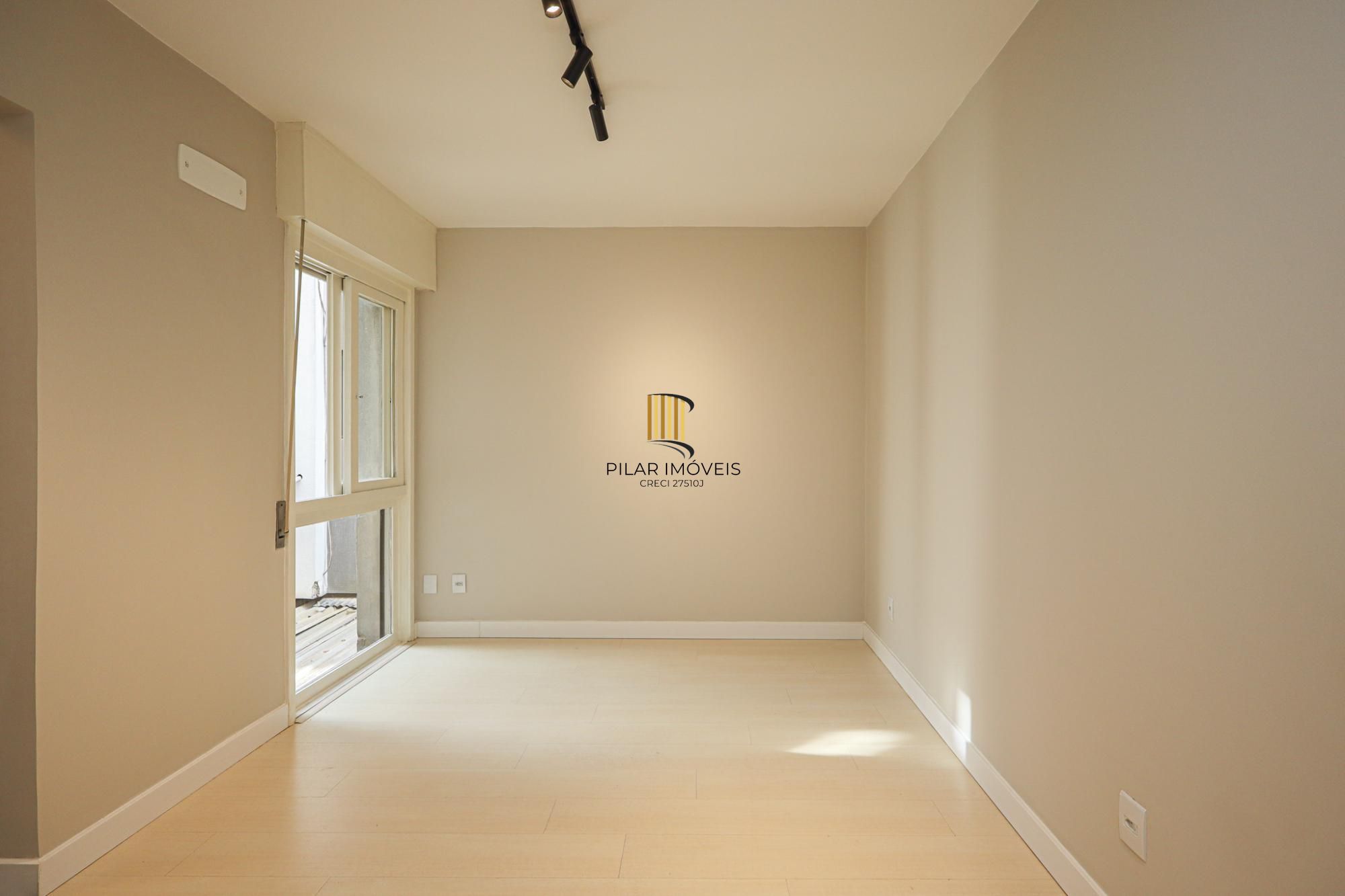 Apartamento a venda no bairro Bom Fim