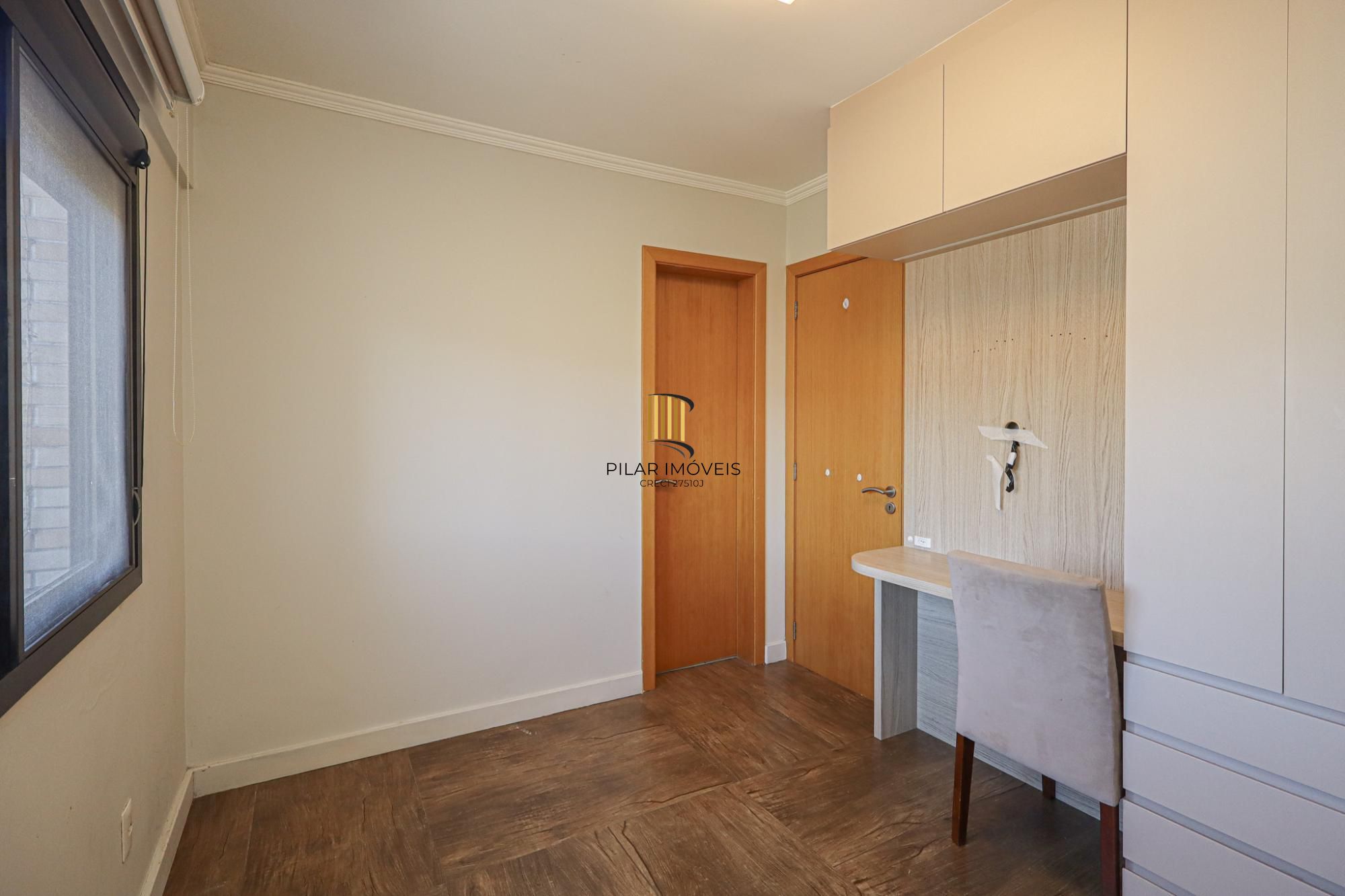 Apartamento a venda no bairro Mont Serrat