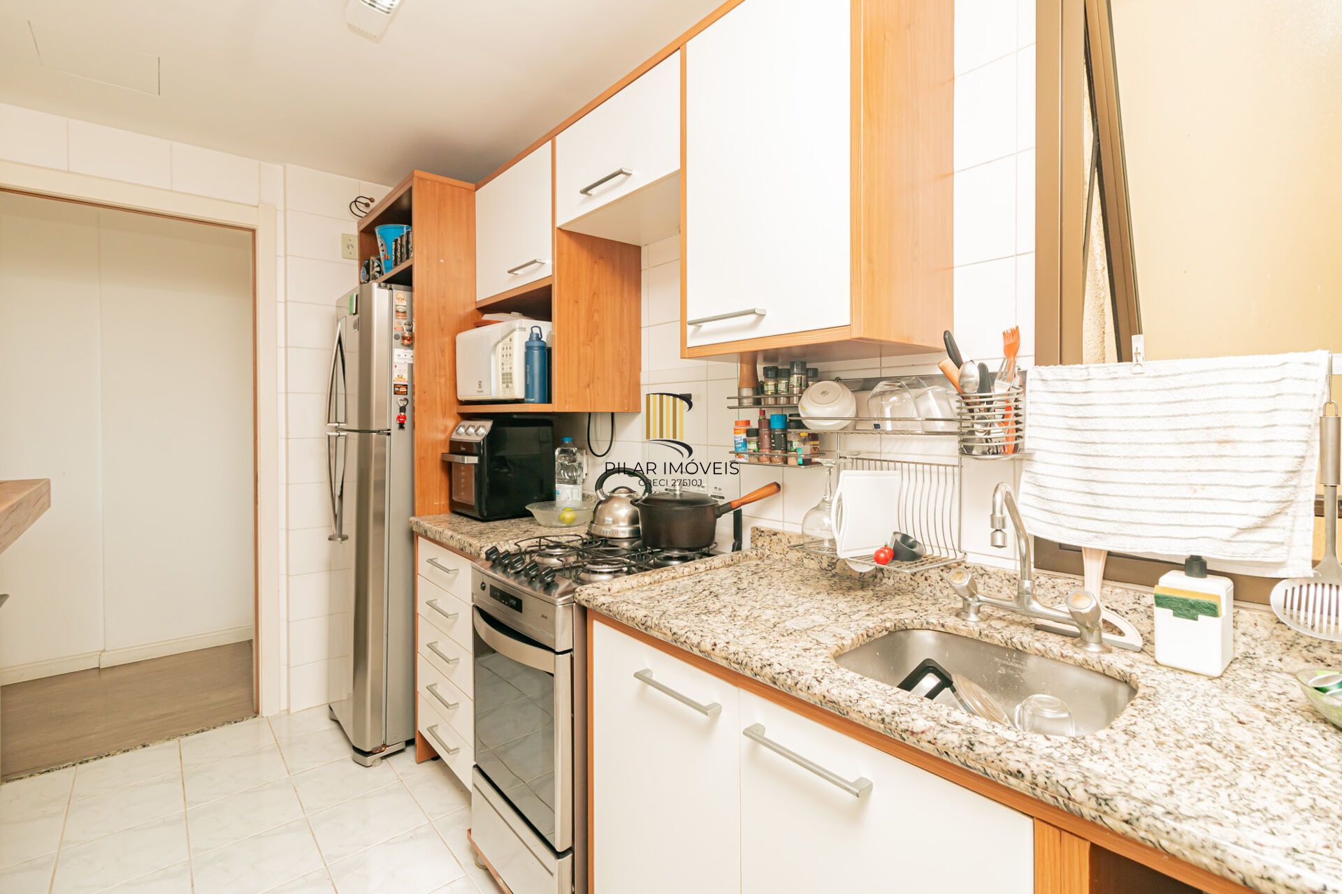 Apartamento à venda no bairro Passo D'areia em Porto Alegre/RS