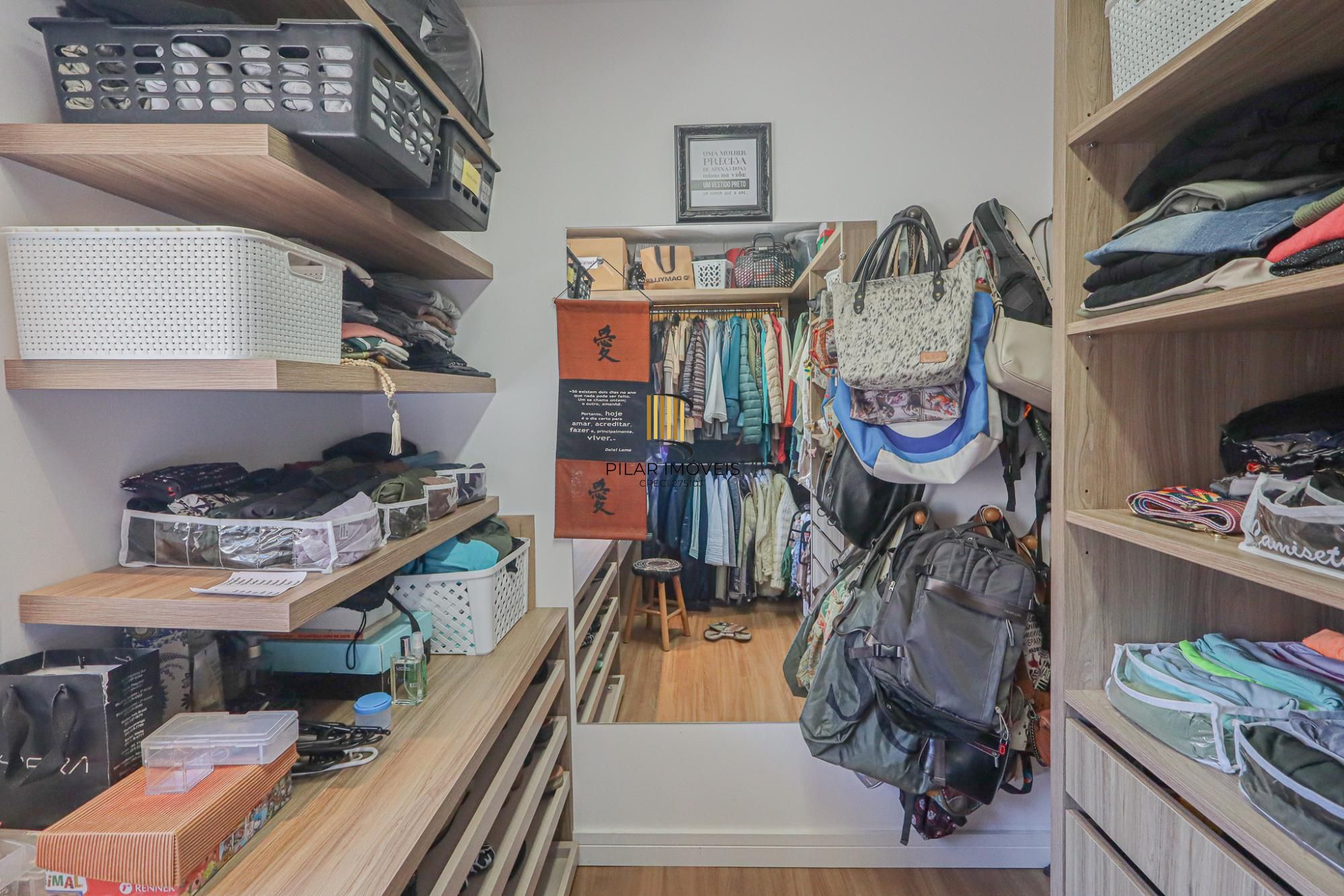 Casa em condomínio a venda no condomínio Villa Serena bairro Teresópolis