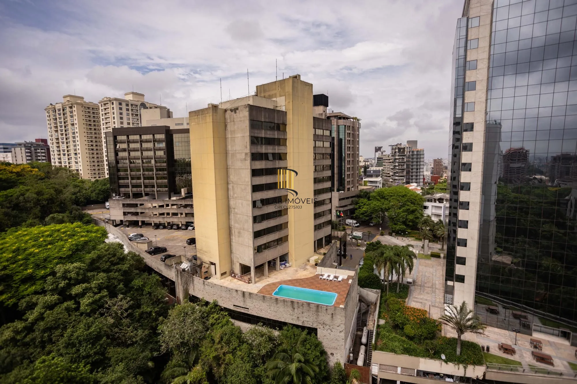 Apartamento 3 dormitórios no bairro Três Figueiras