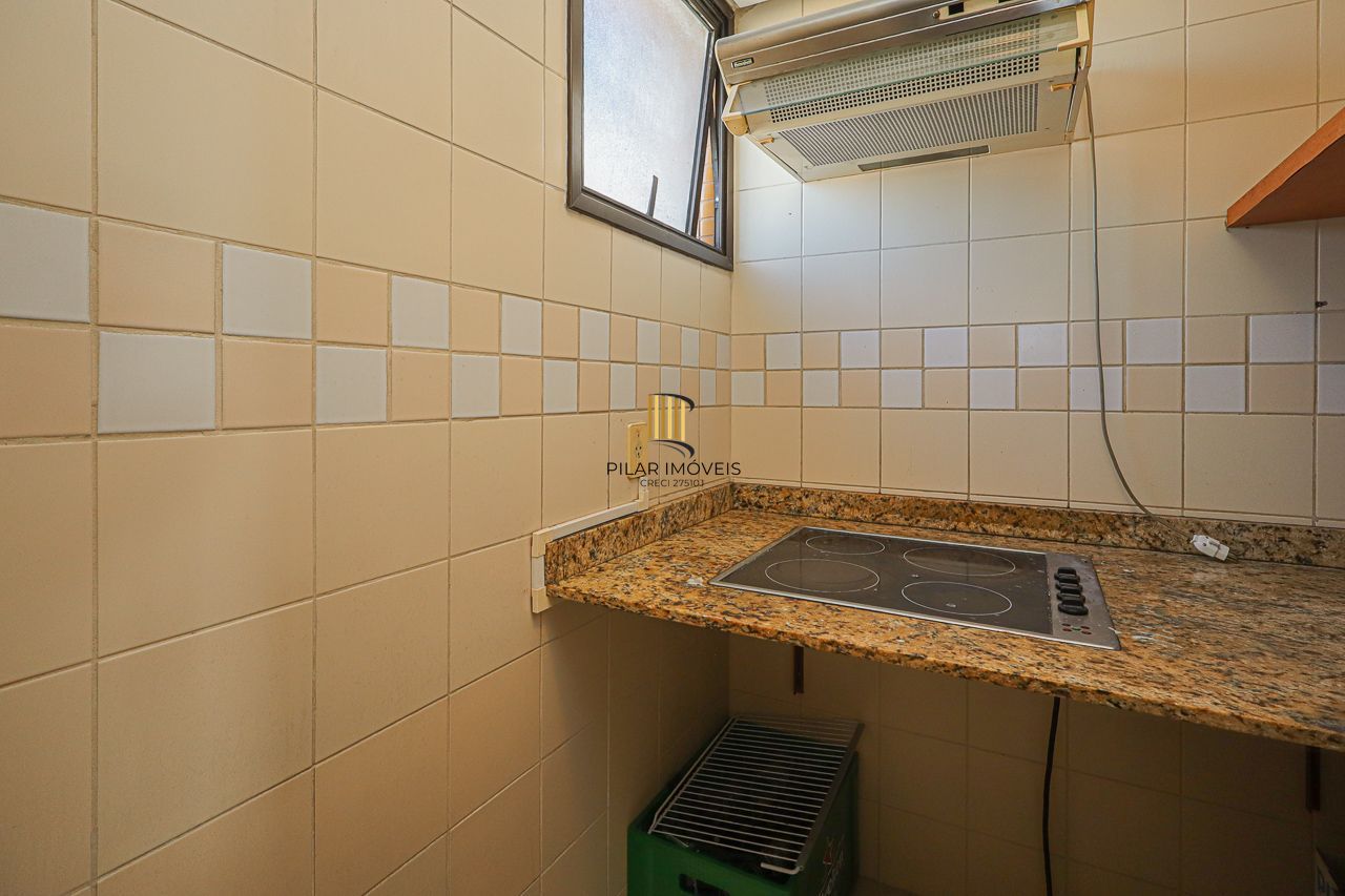 Apartamento a venda no bairro Bom fim