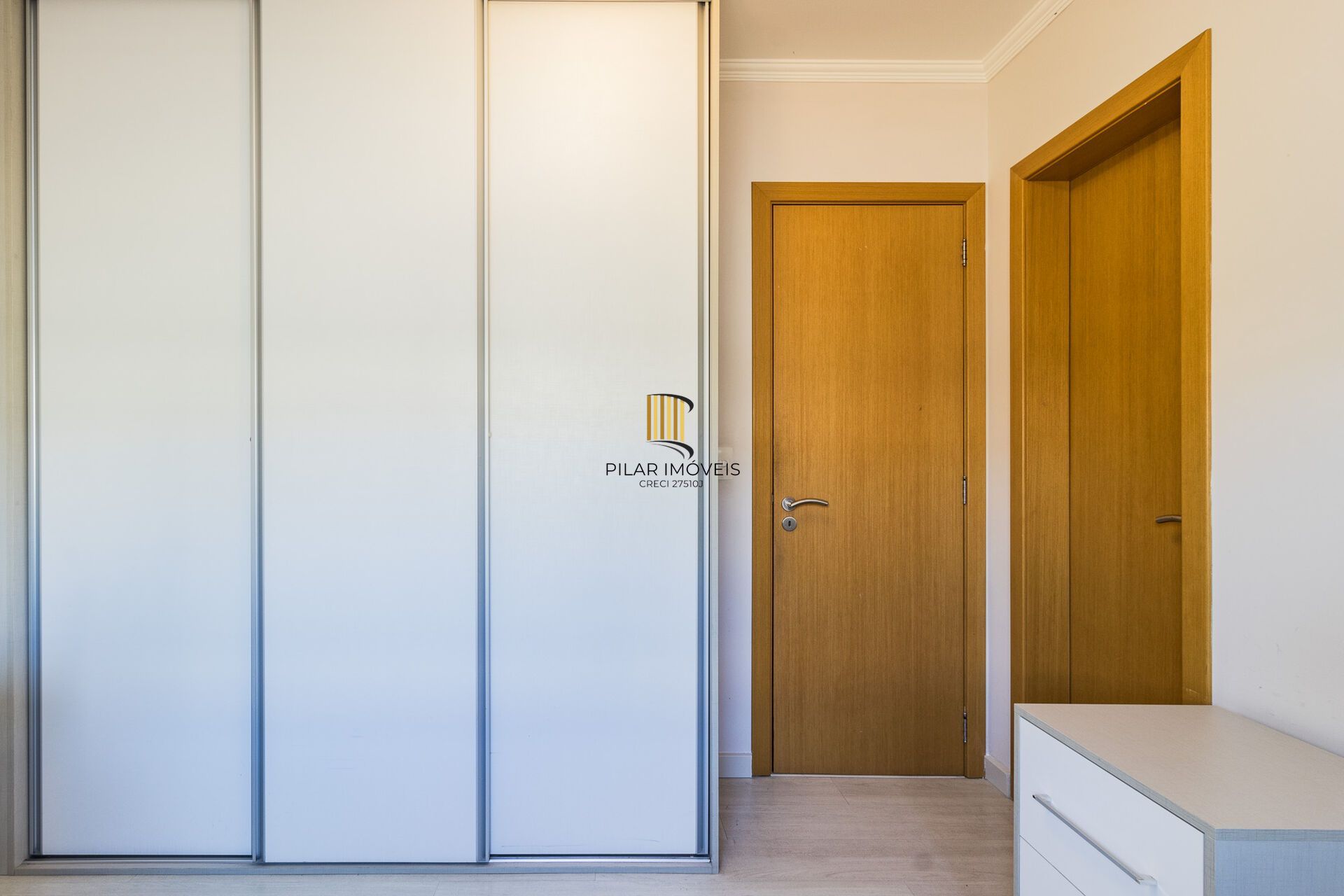 Apartamento à venda no bairro Mont' Serrat em Porto Alegre/RS