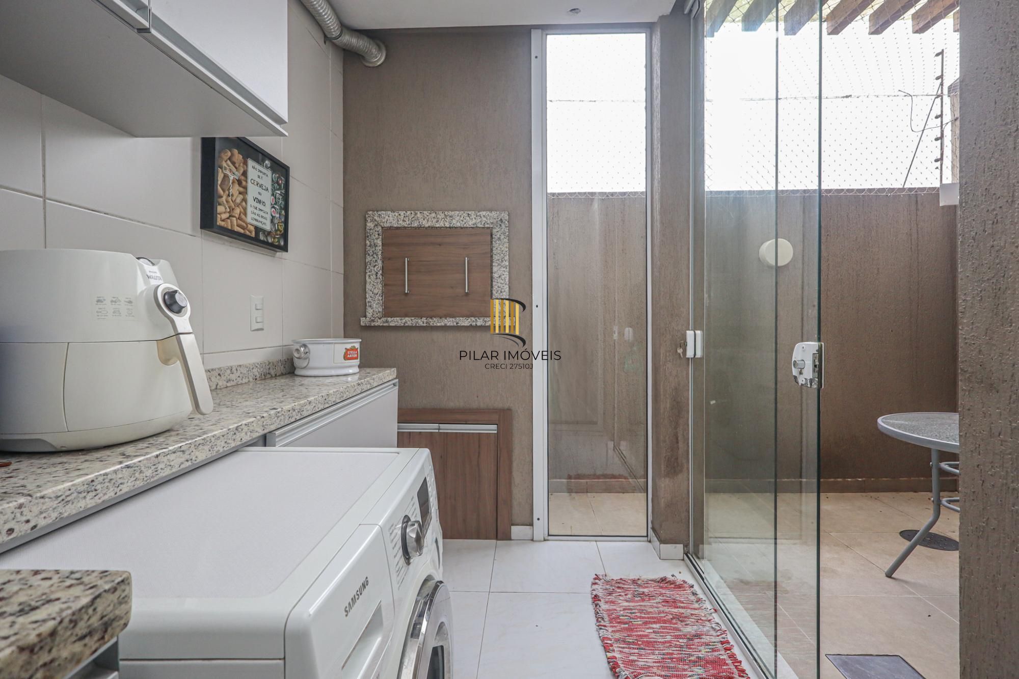 Casa sobrado a venda no bairro São José em Canoas