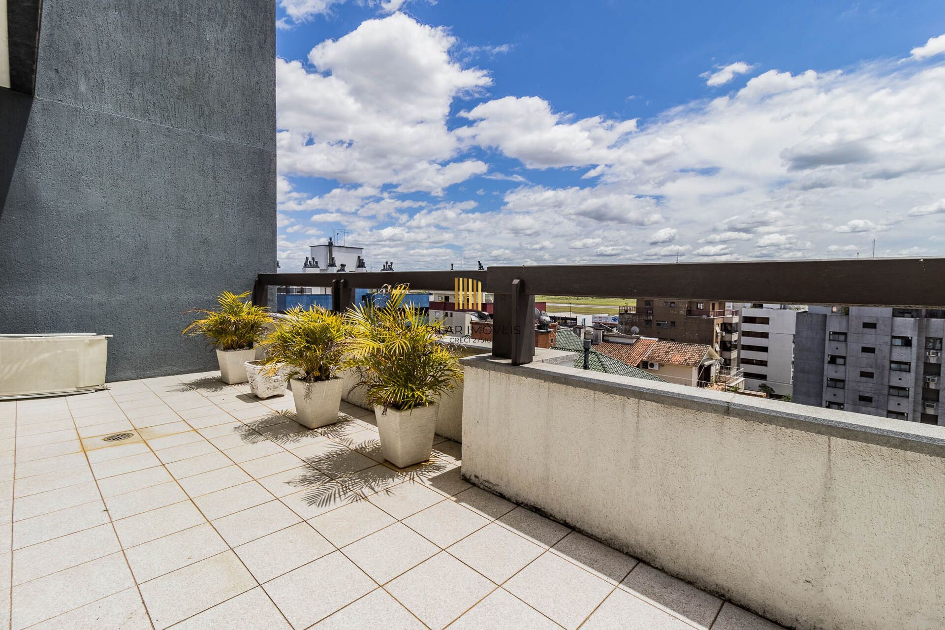 Apartamento à venda no bairro Jardim Lindóia em Porto Alegre/RS