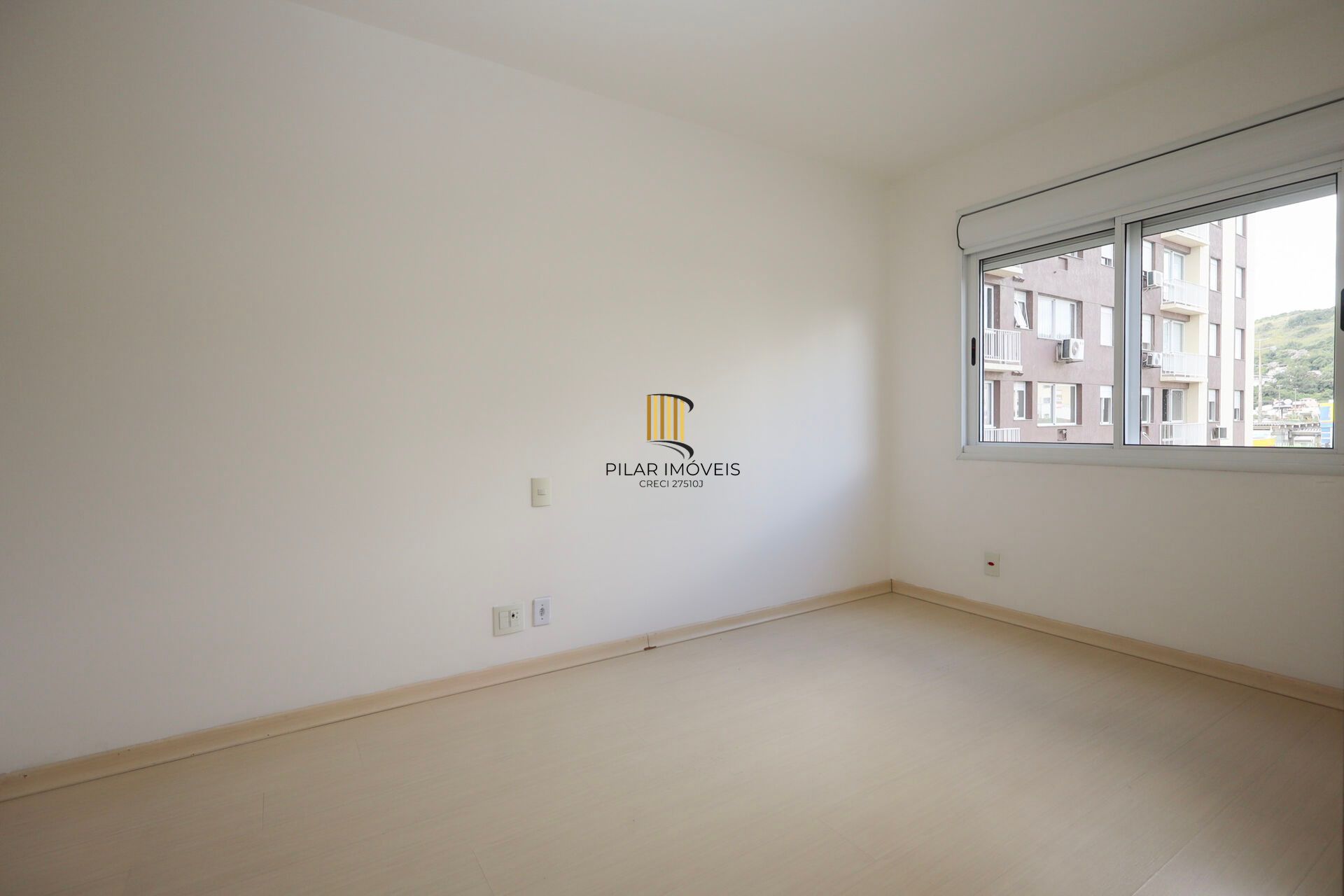 Apartamento à venda no bairro Partenon em Porto Alegre/RS