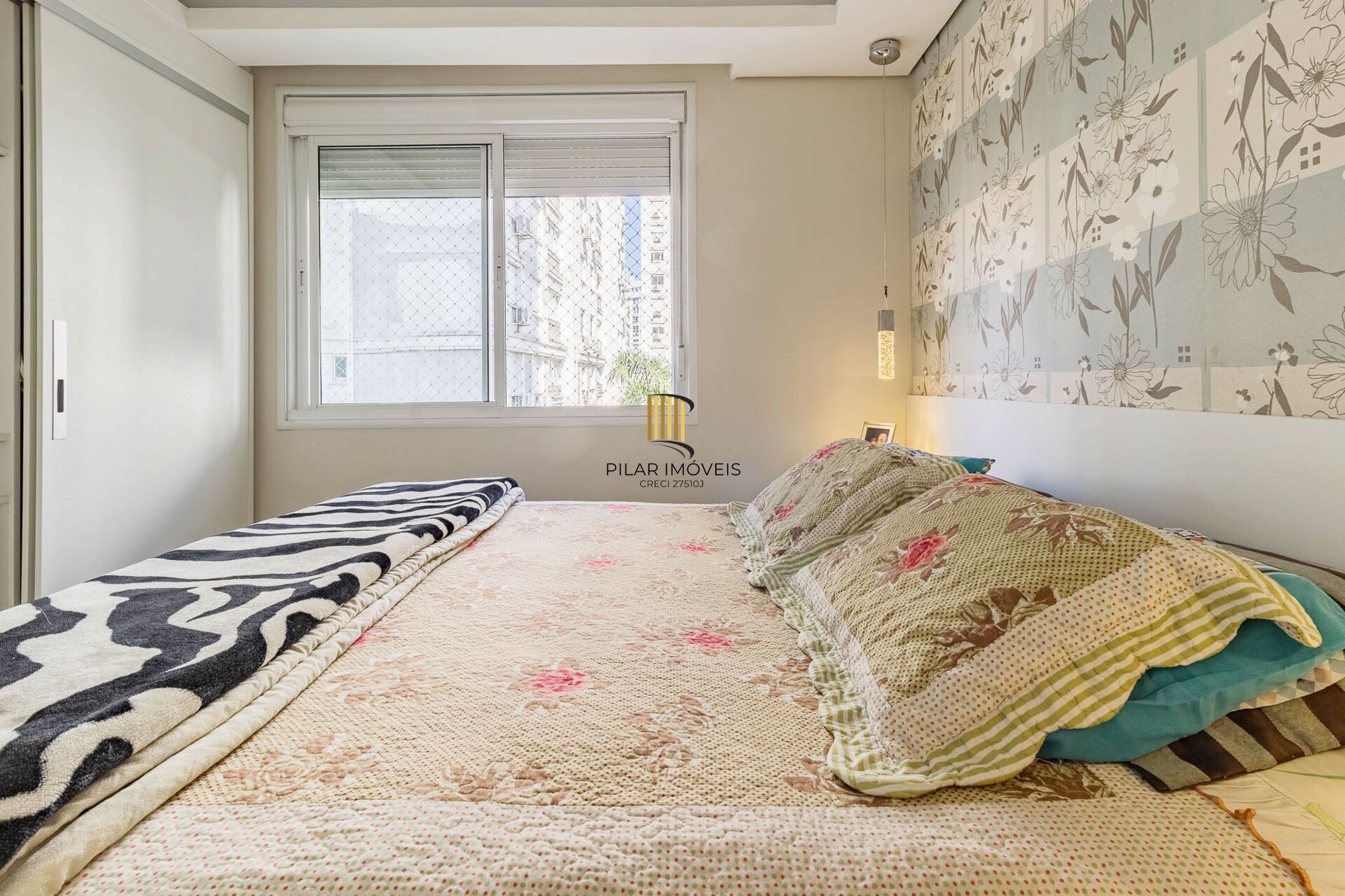 Apartamento à venda no bairro Passo D'areia em Porto Alegre/RS