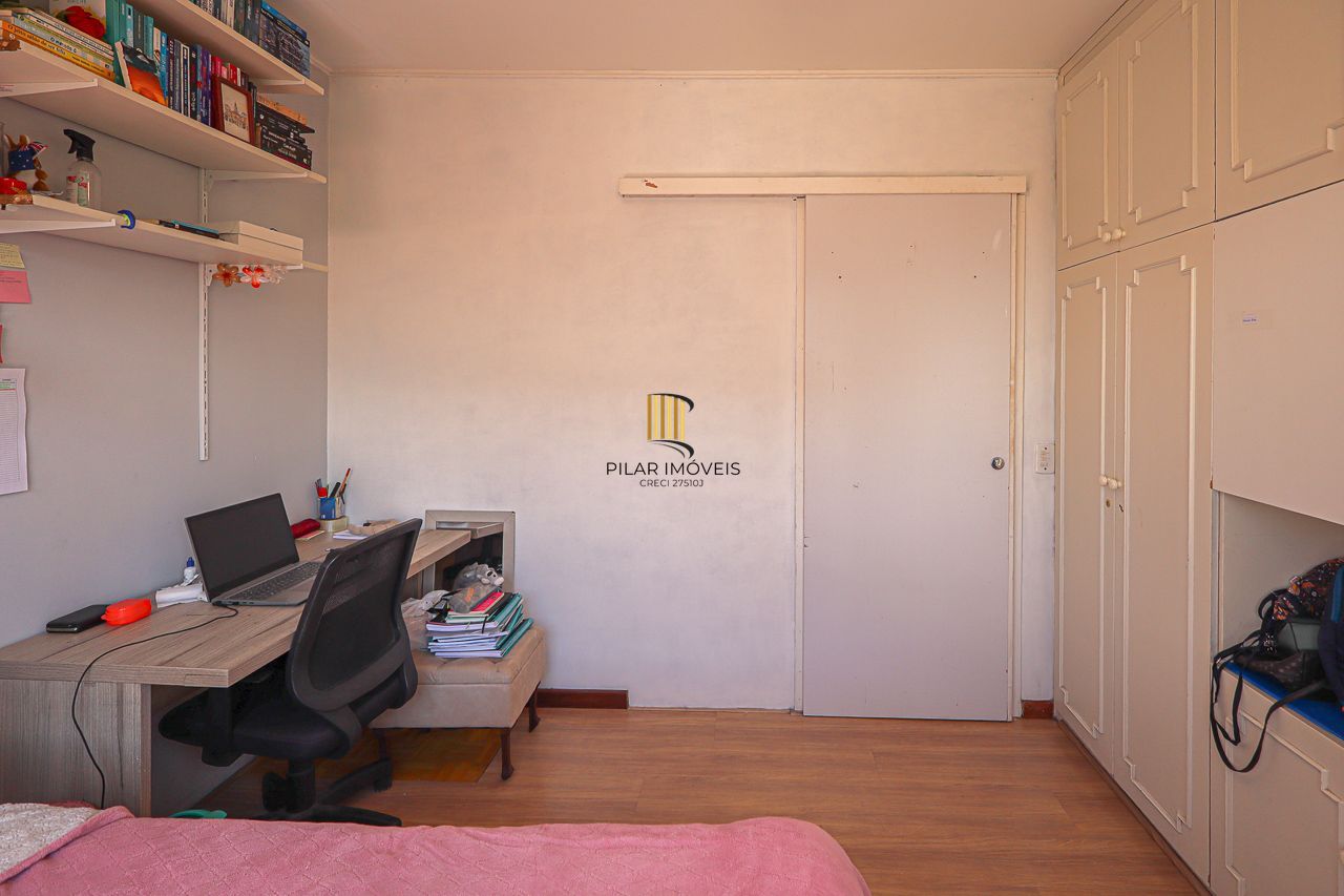 Apartamento a venda no bairro Mont' Serrat