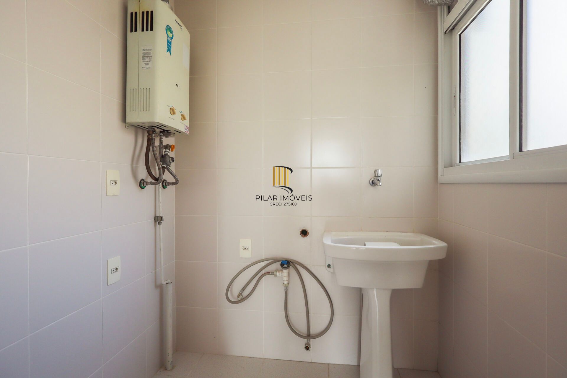 Apartamento à venda no bairro Jardim Lindóia em Porto Alegre/RS