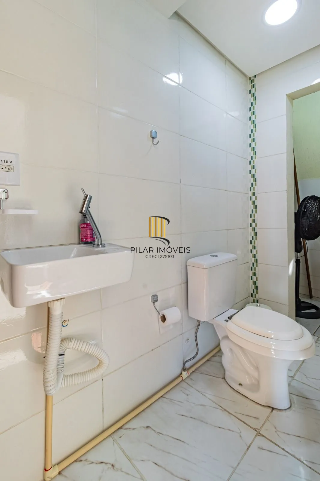 Oportunidade Única! Prédio Comercial em Localização Privilegiada em Porto Alegre