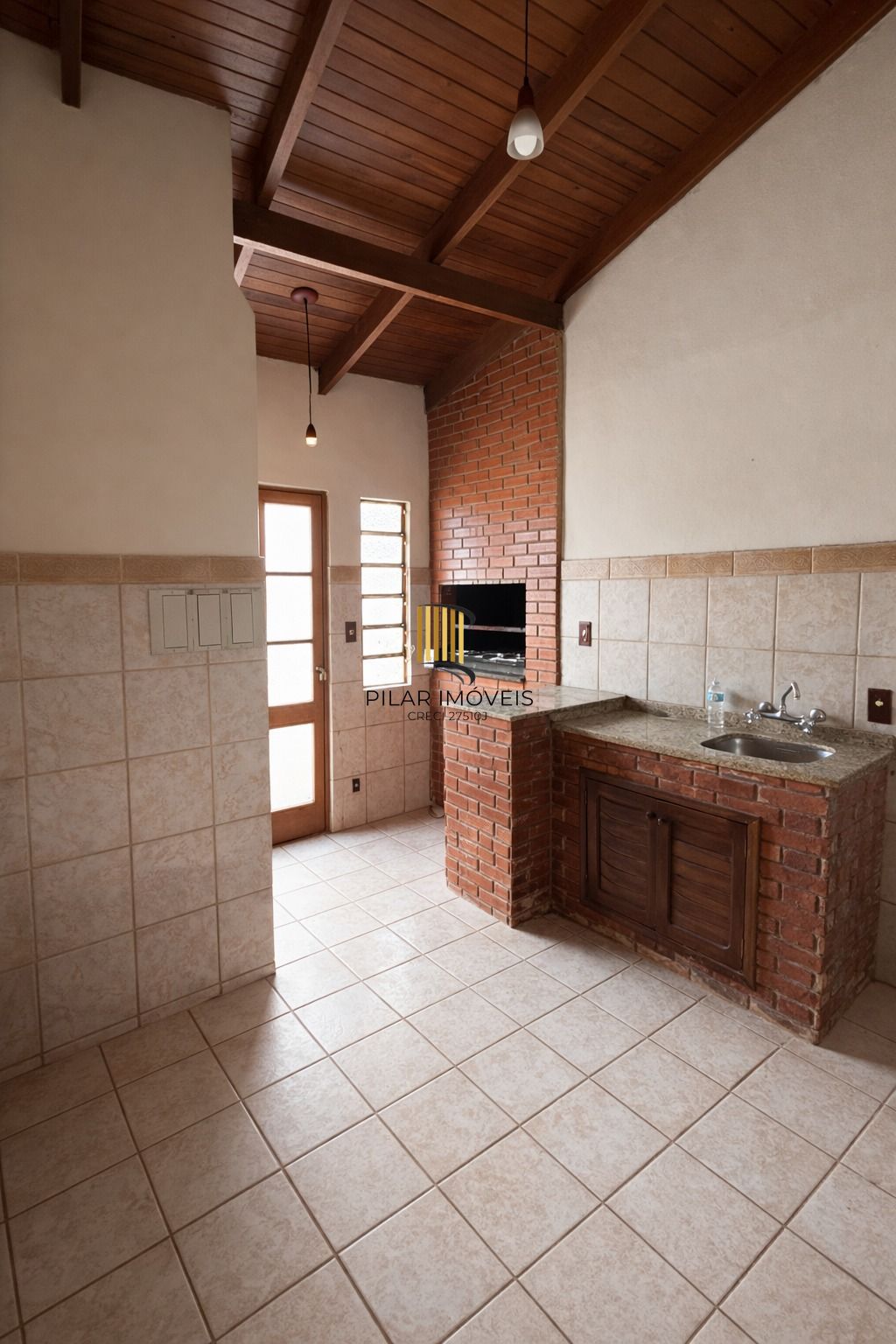 Predio Residencial e Comercial à Venda em Sant´Ana do Livramento.