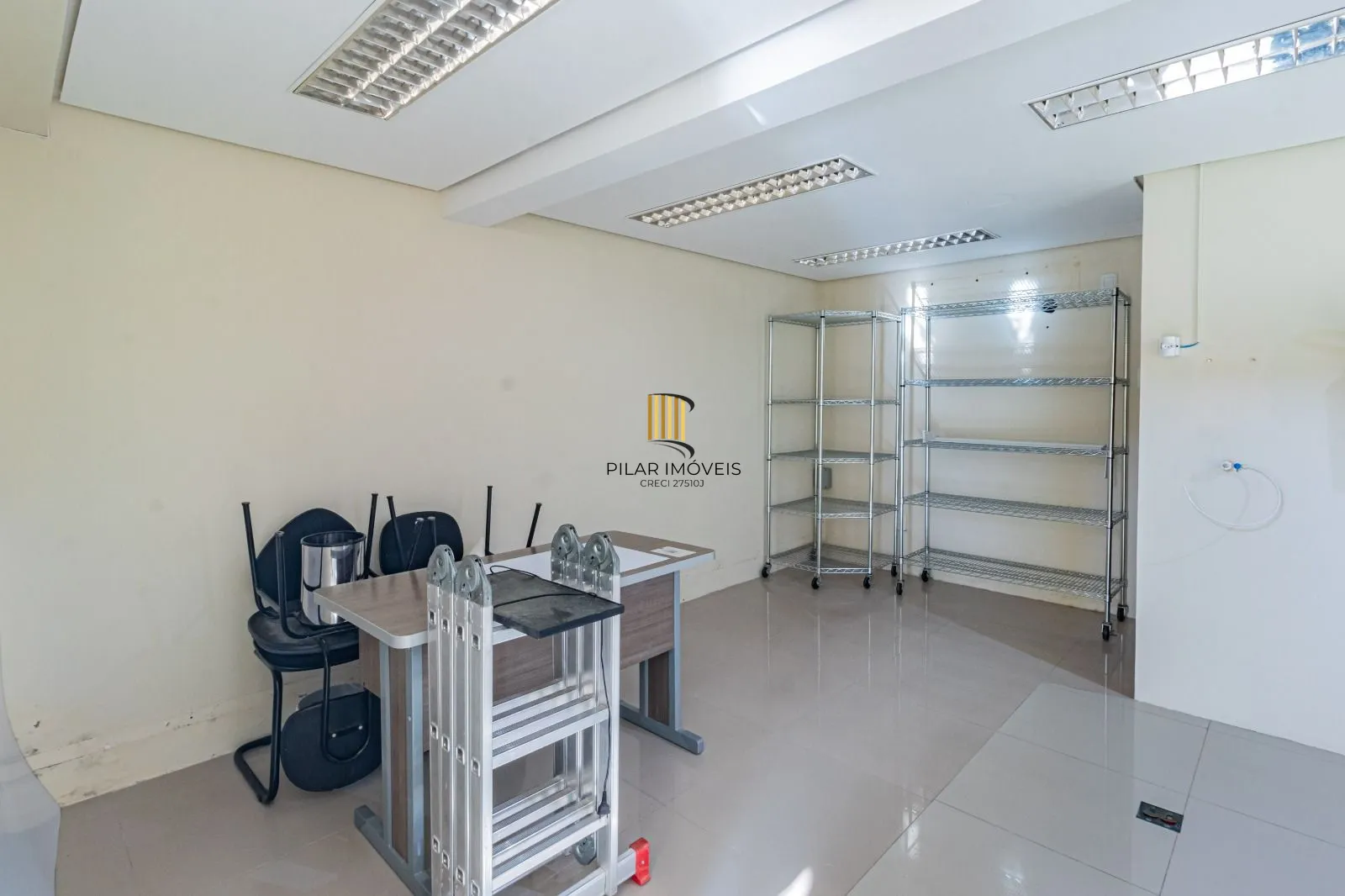 Oportunidade Única! Prédio Comercial em Localização Privilegiada em Porto Alegre