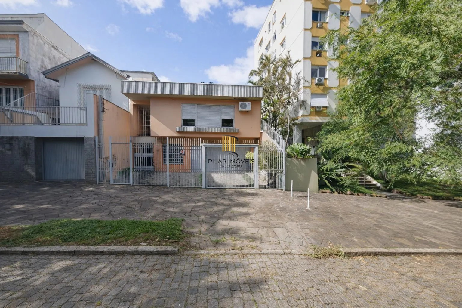 Casa à venda no Bairro Petrópolis. - Pilar Imóveis