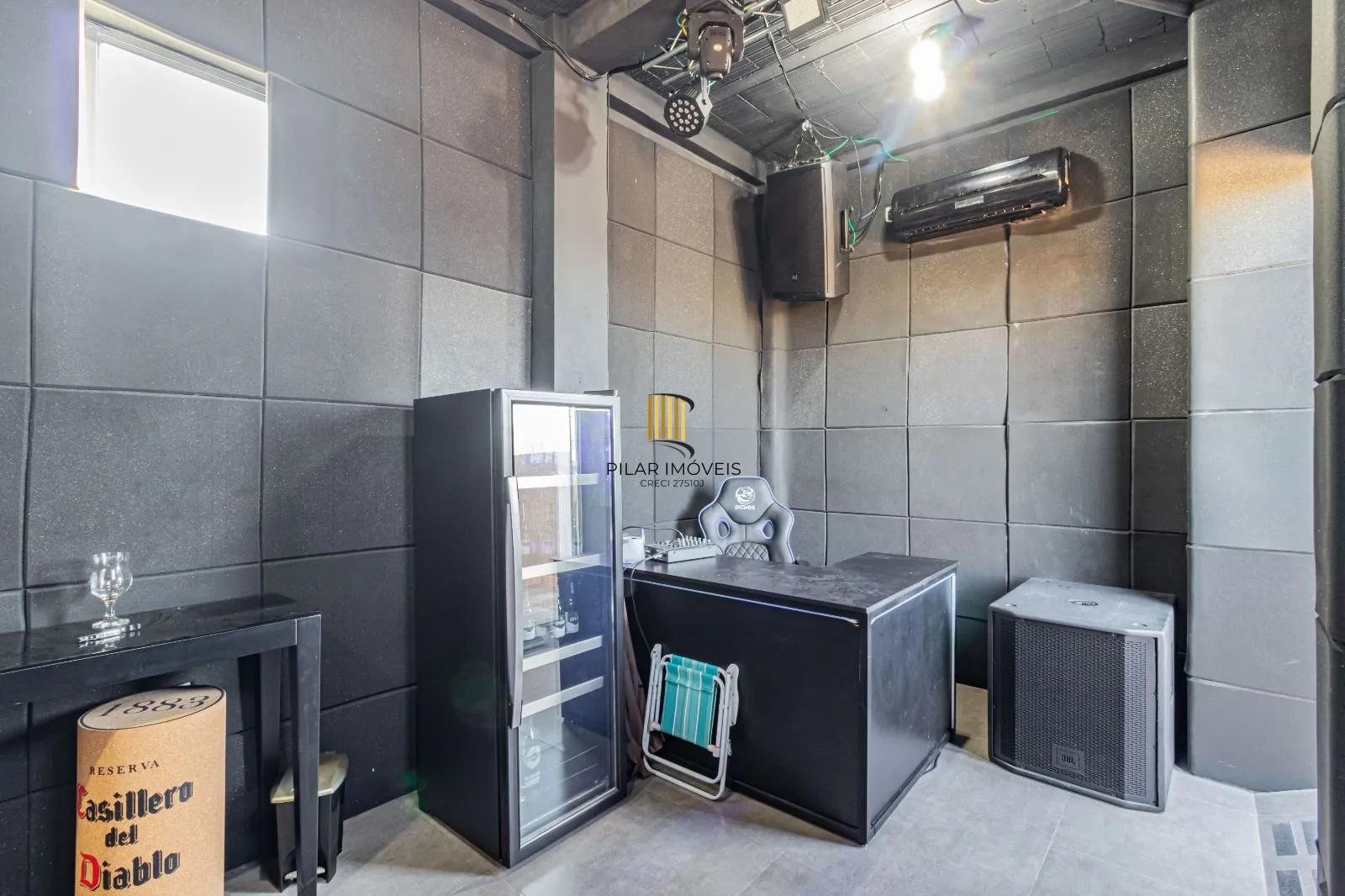 Oportunidade Única! Prédio Comercial em Localização Privilegiada em Porto Alegre