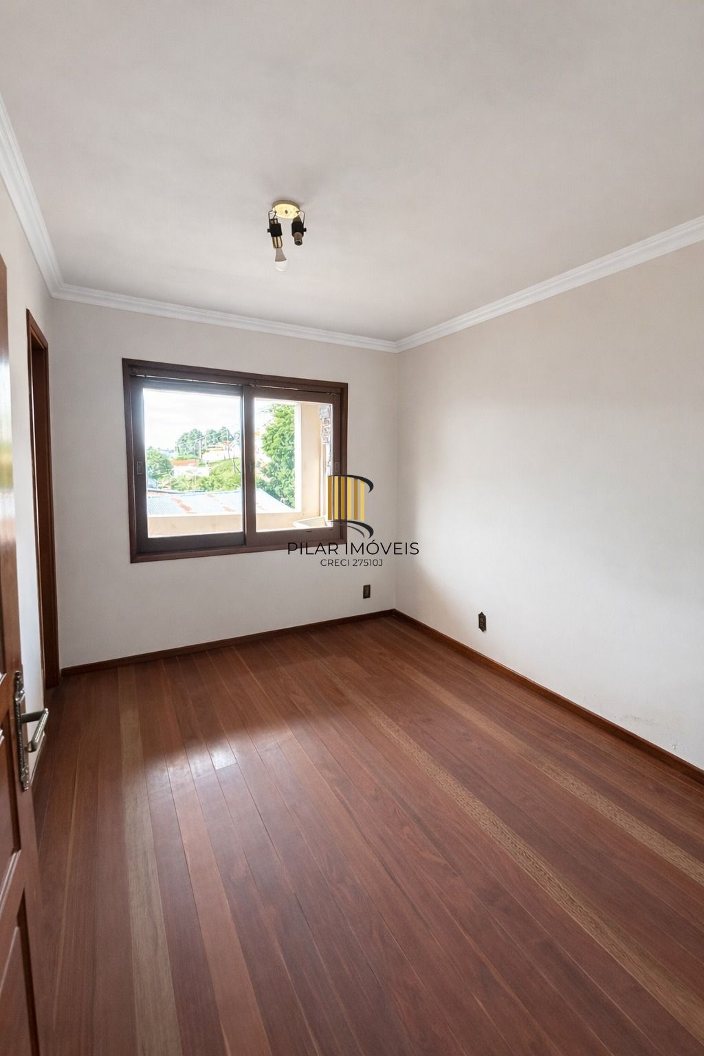 Predio Residencial e Comercial à Venda em Sant´Ana do Livramento.