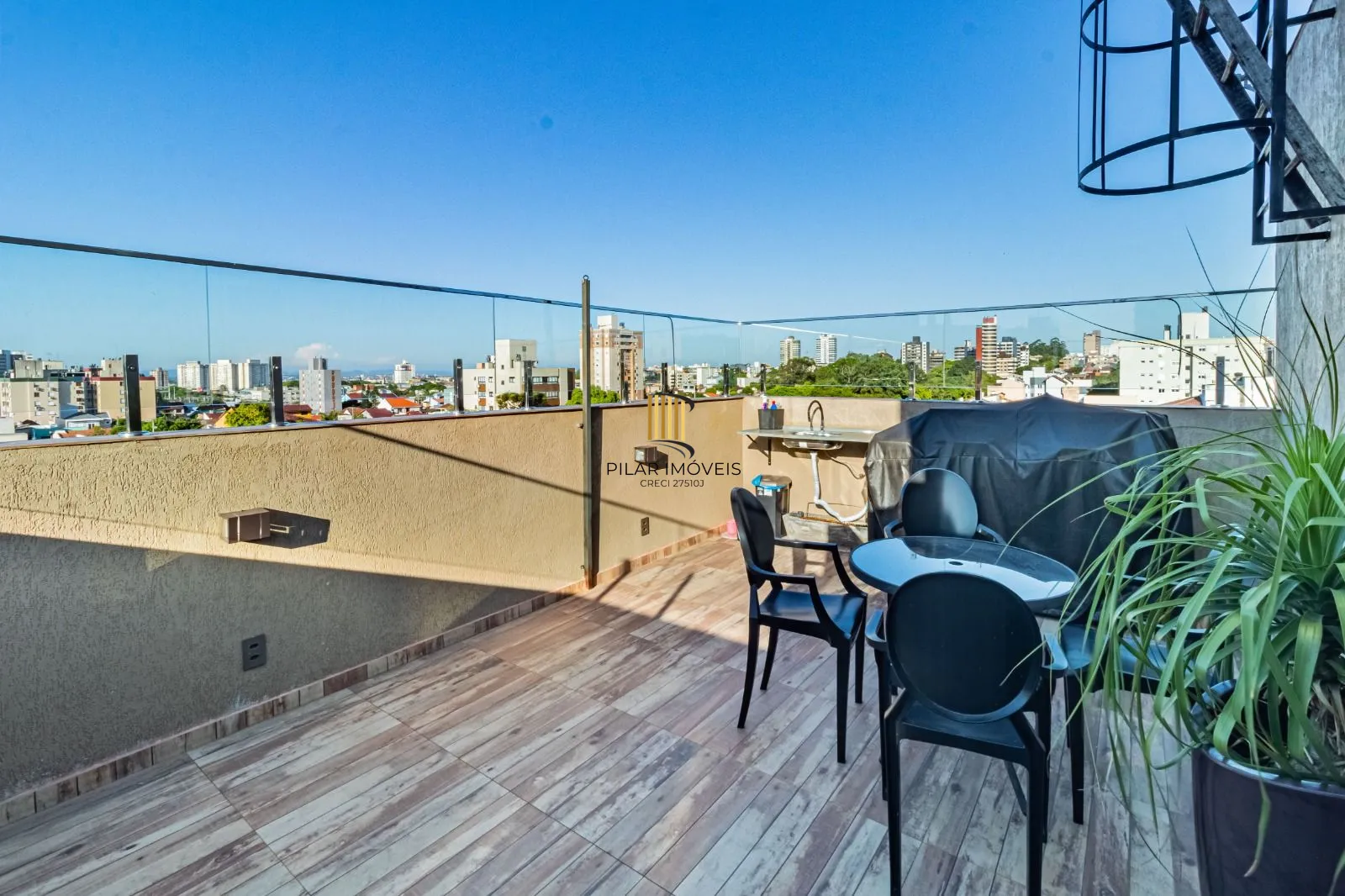 Oportunidade Única! Prédio Comercial em Localização Privilegiada em Porto Alegre