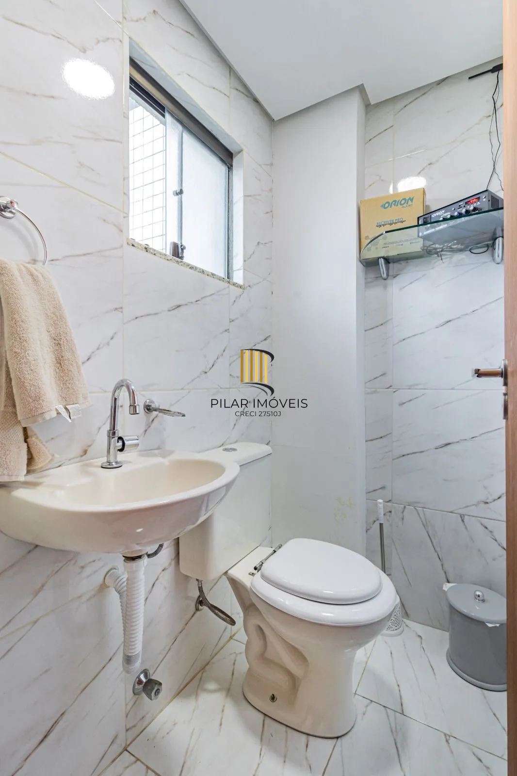 Oportunidade Única! Prédio Comercial em Localização Privilegiada em Porto Alegre