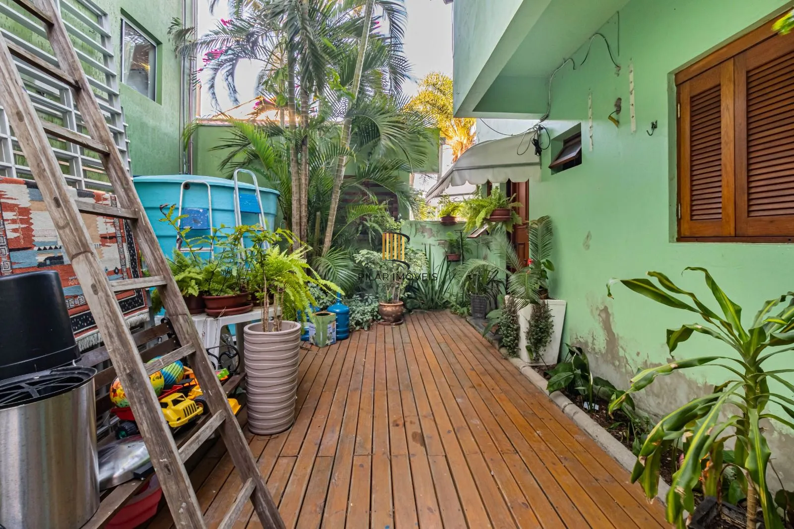 Oportunidade Única! Prédio Comercial em Localização Privilegiada em Porto Alegre