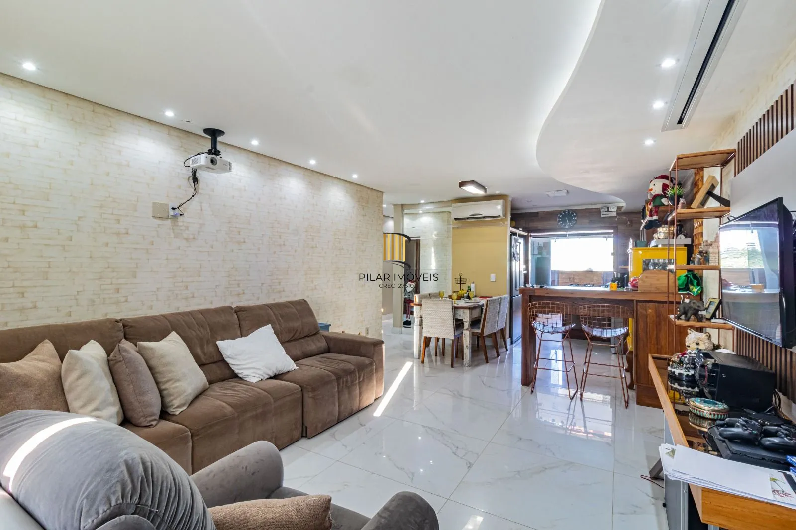 Oportunidade Única! Prédio Comercial em Localização Privilegiada em Porto Alegre