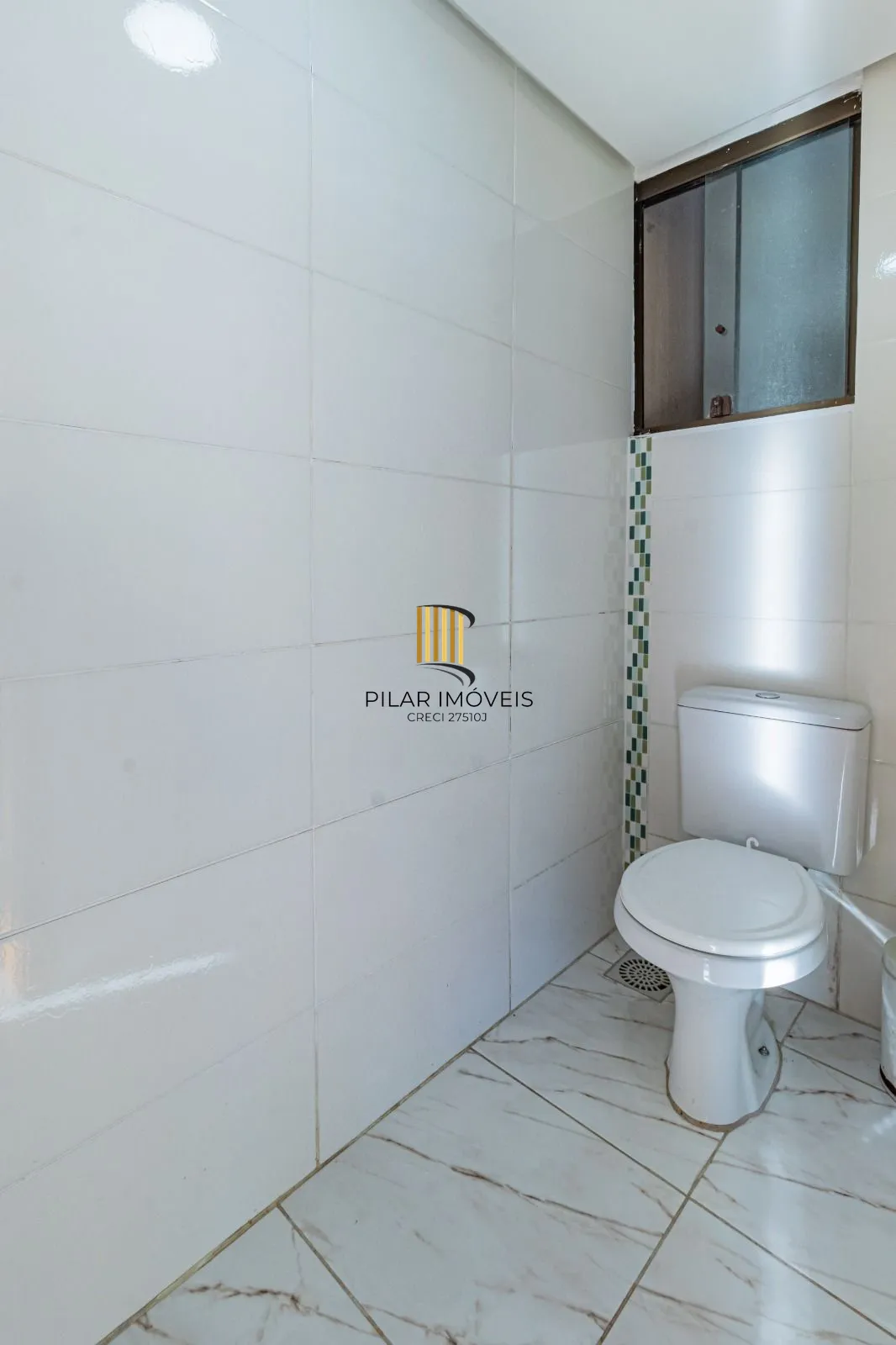 Oportunidade Única! Prédio Comercial em Localização Privilegiada em Porto Alegre