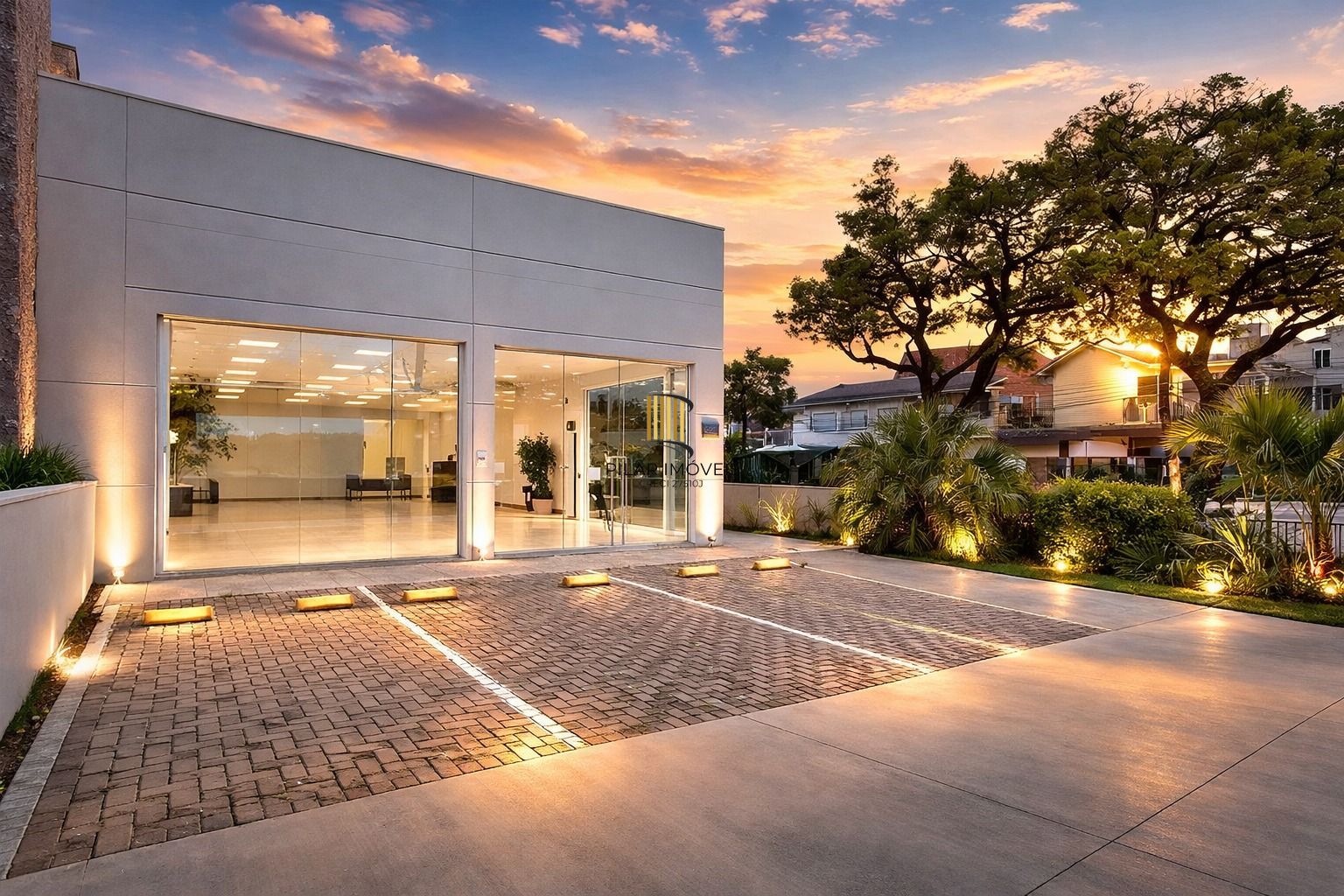 Excelente Loja na Rua Barão do Amazonas. - Pilar Imóveis