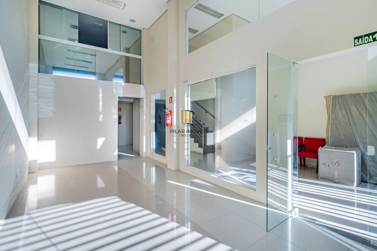 Oportunidade Única! Prédio Comercial em Localização Privilegiada em Porto Alegre