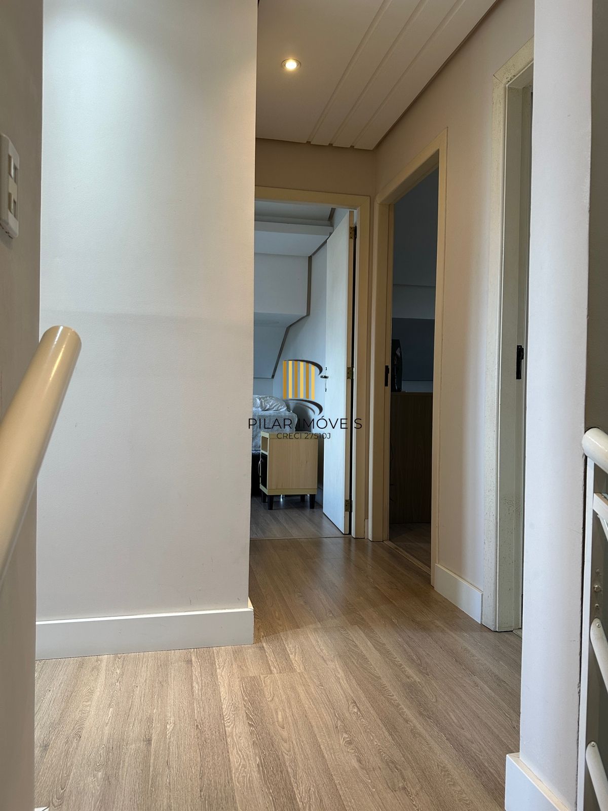 Casa 4 dormitórios no bairro Niterói