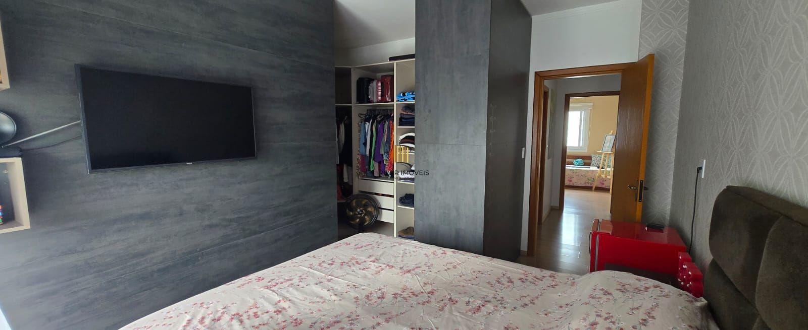 Excelente casa alto padrão, mobiliada no bairro Igara em Canoas.