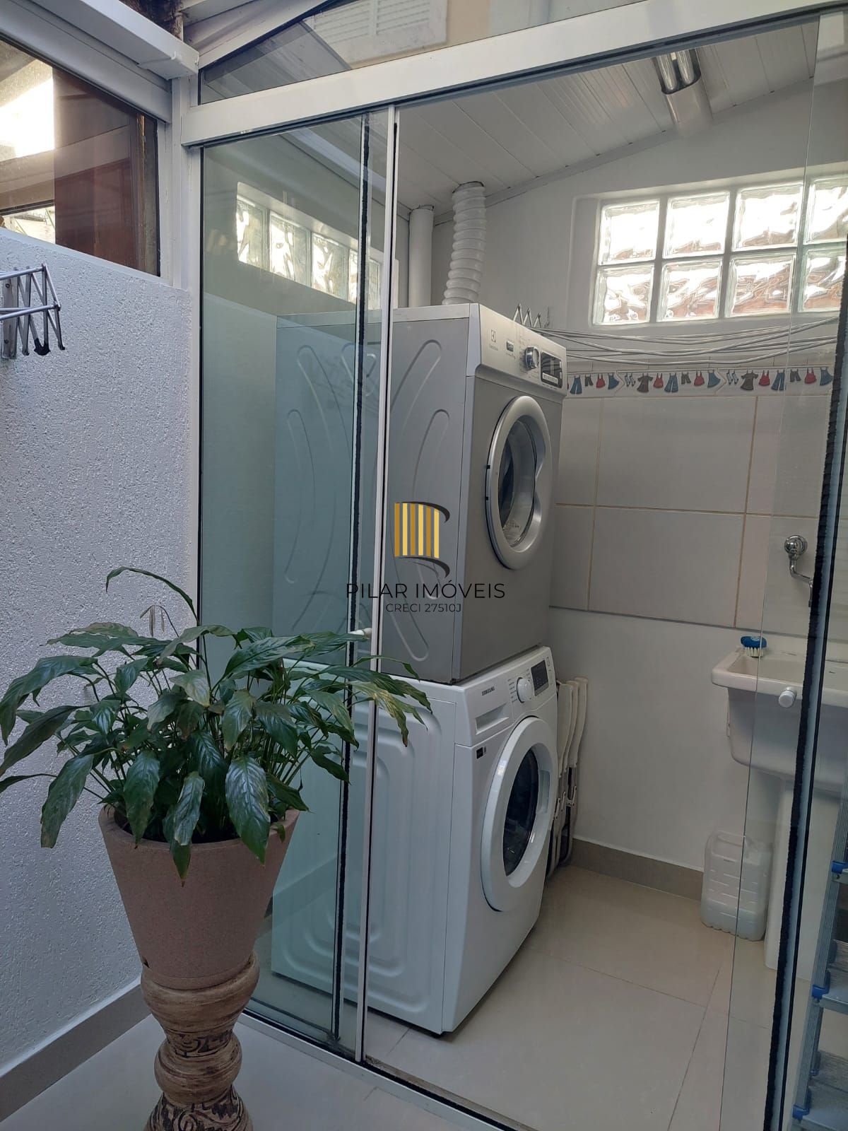 Sobrado 3 dormitórios no bairro Rio Branco