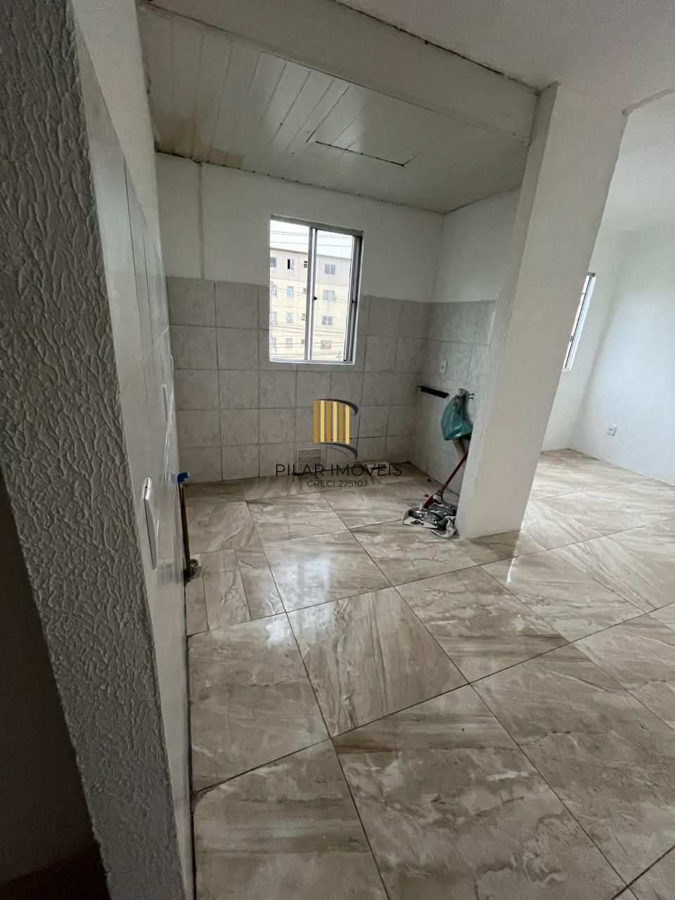 Apartamento 2 dormitórios no bairro Guajuviras